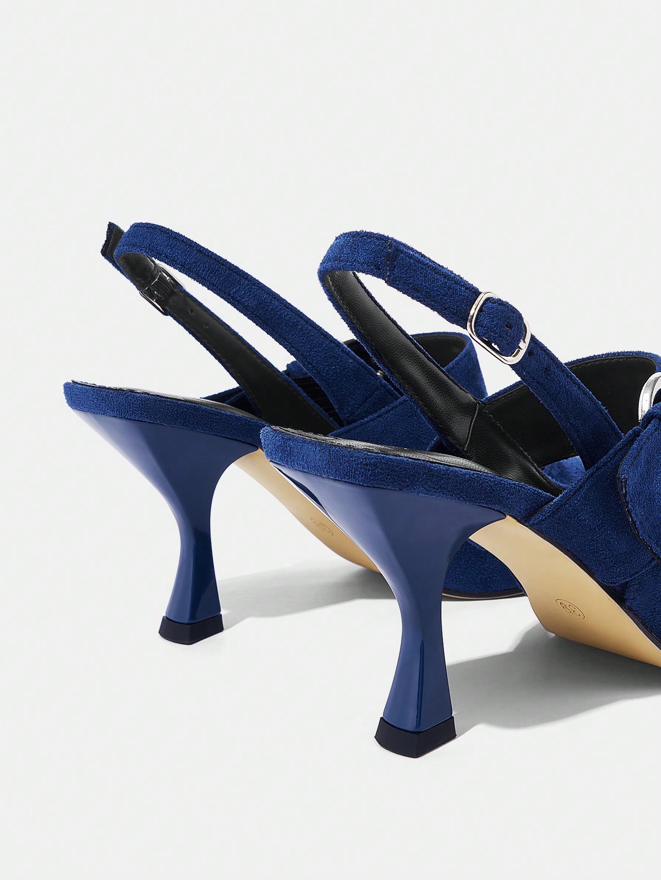 In Blue Women Pumps