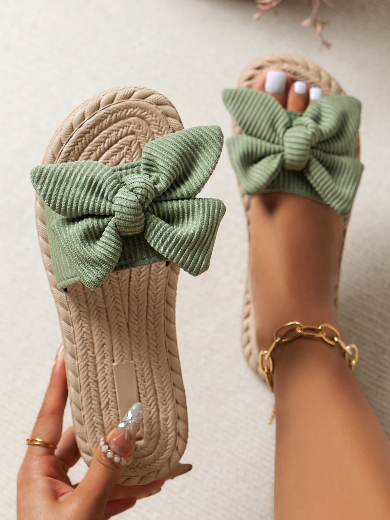 In Green Women Flat Sandals