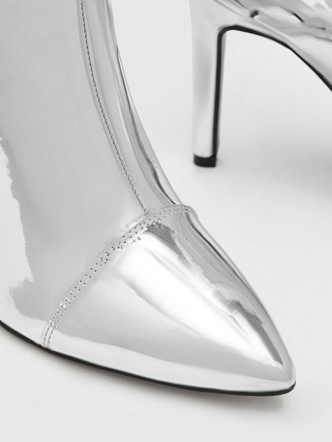 In Silver Women Fashion Boots