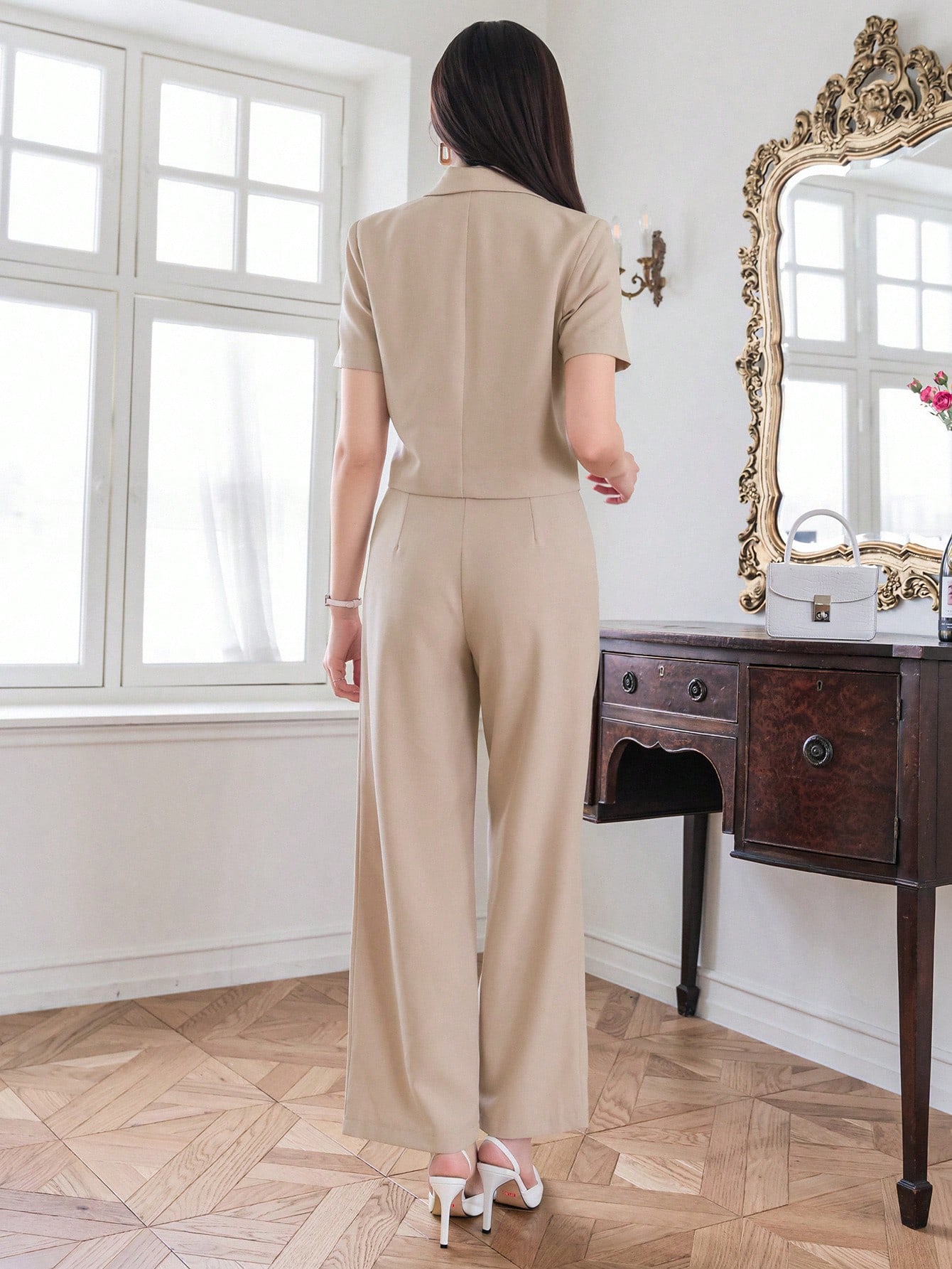 In Short Sleeve Women Suit Sets