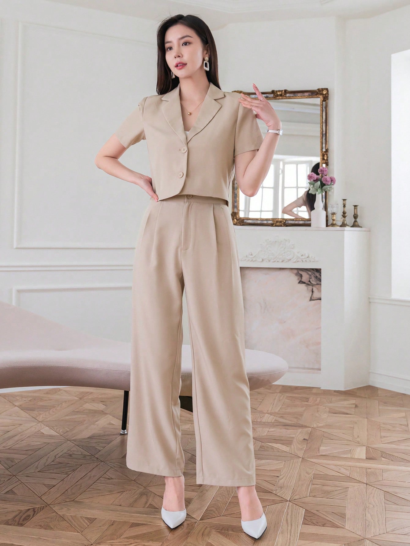 In Short Sleeve Women Suit Sets