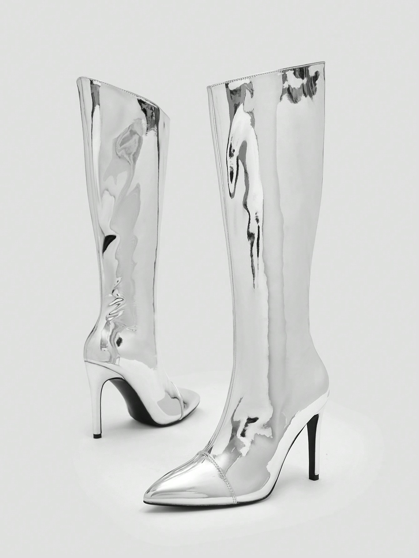 In Silver Women Fashion Boots