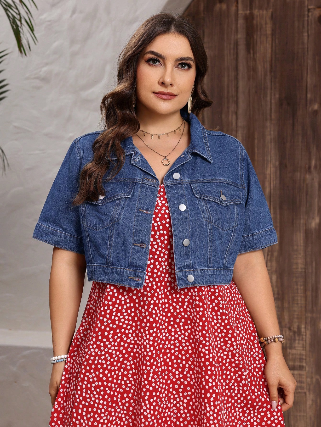 In Short Sleeve Plus Size Denim Jackets