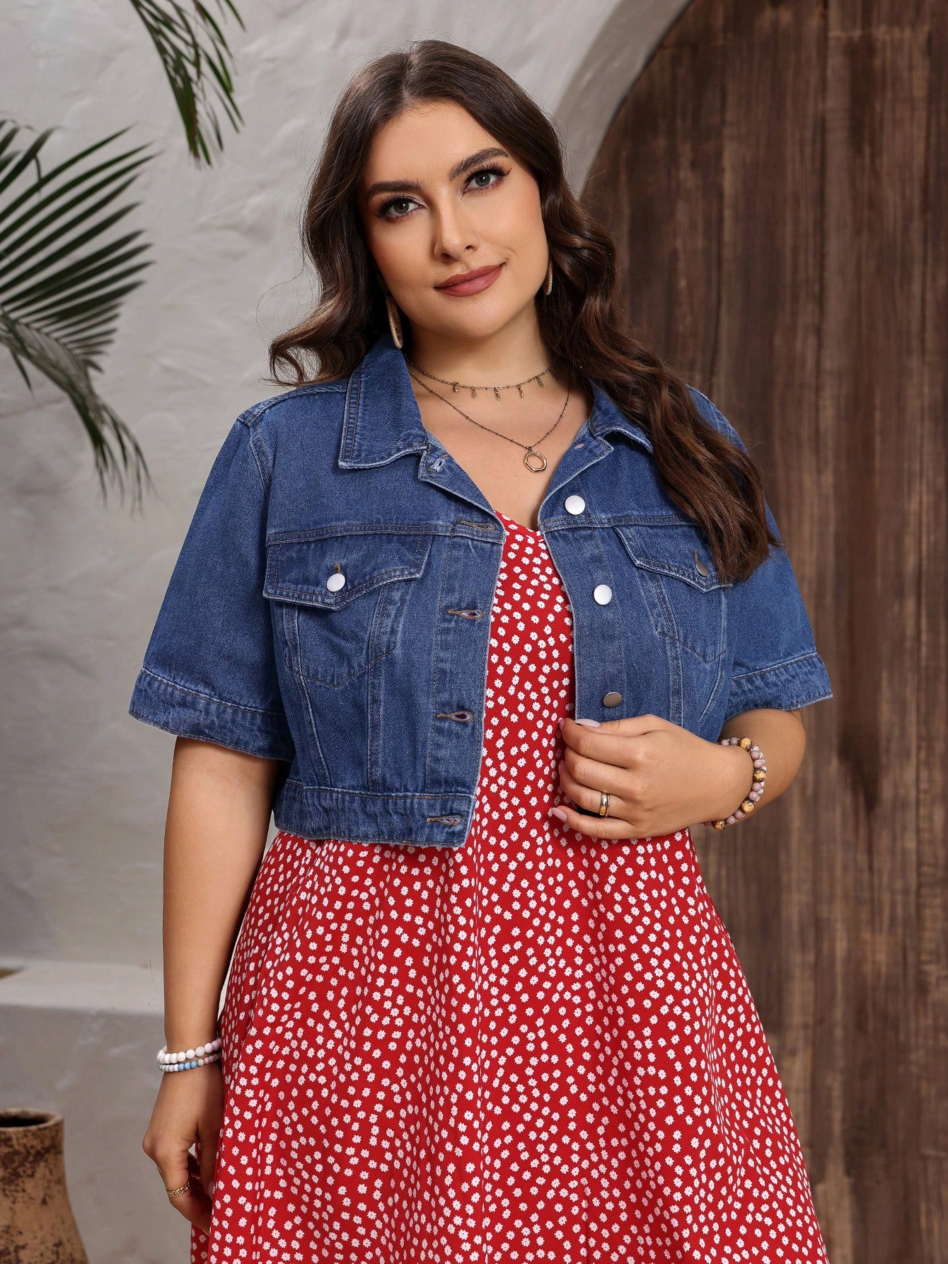 In Short Sleeve Plus Size Denim Jackets