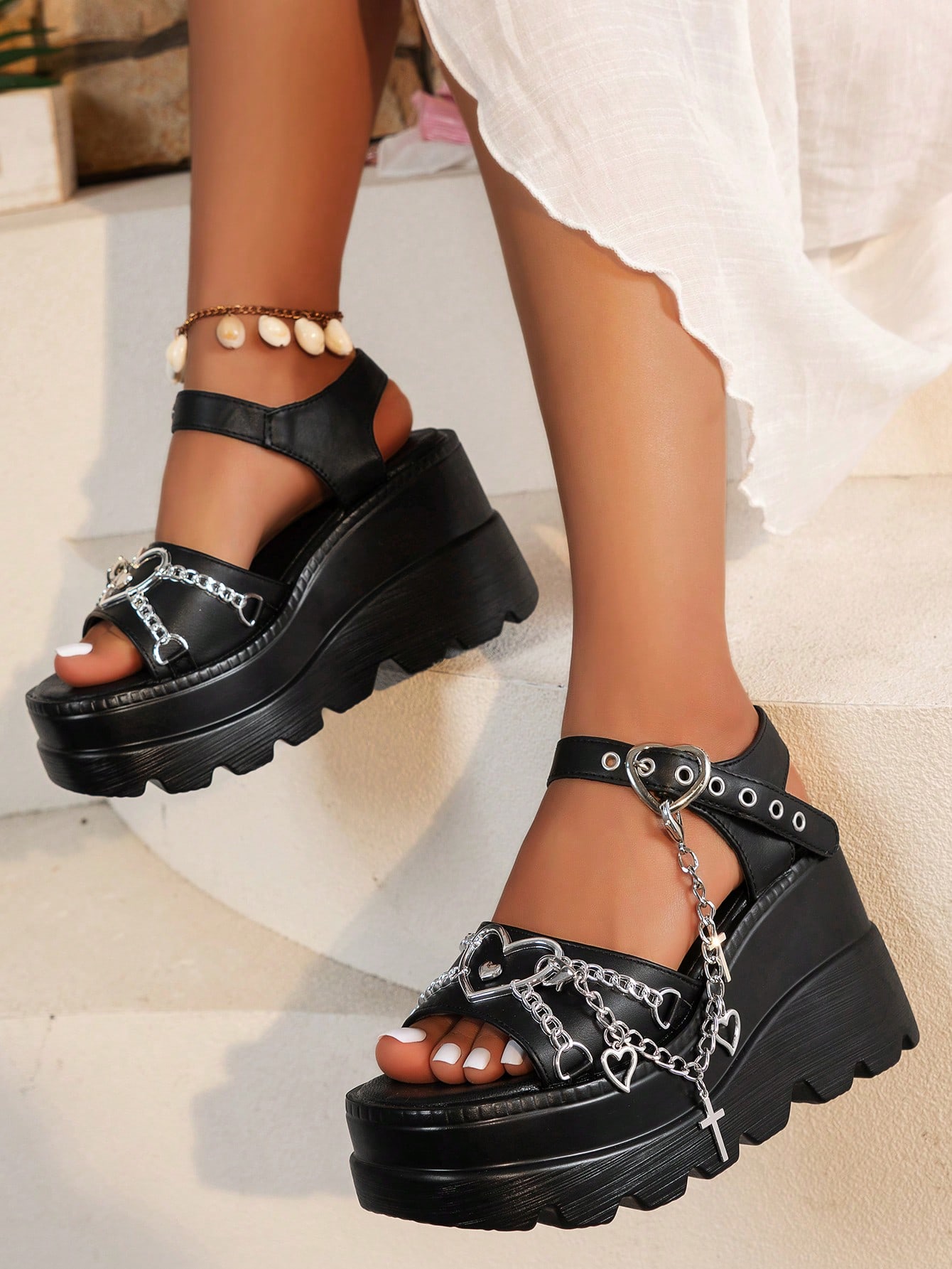 Women Platforms & Wedge Sandals