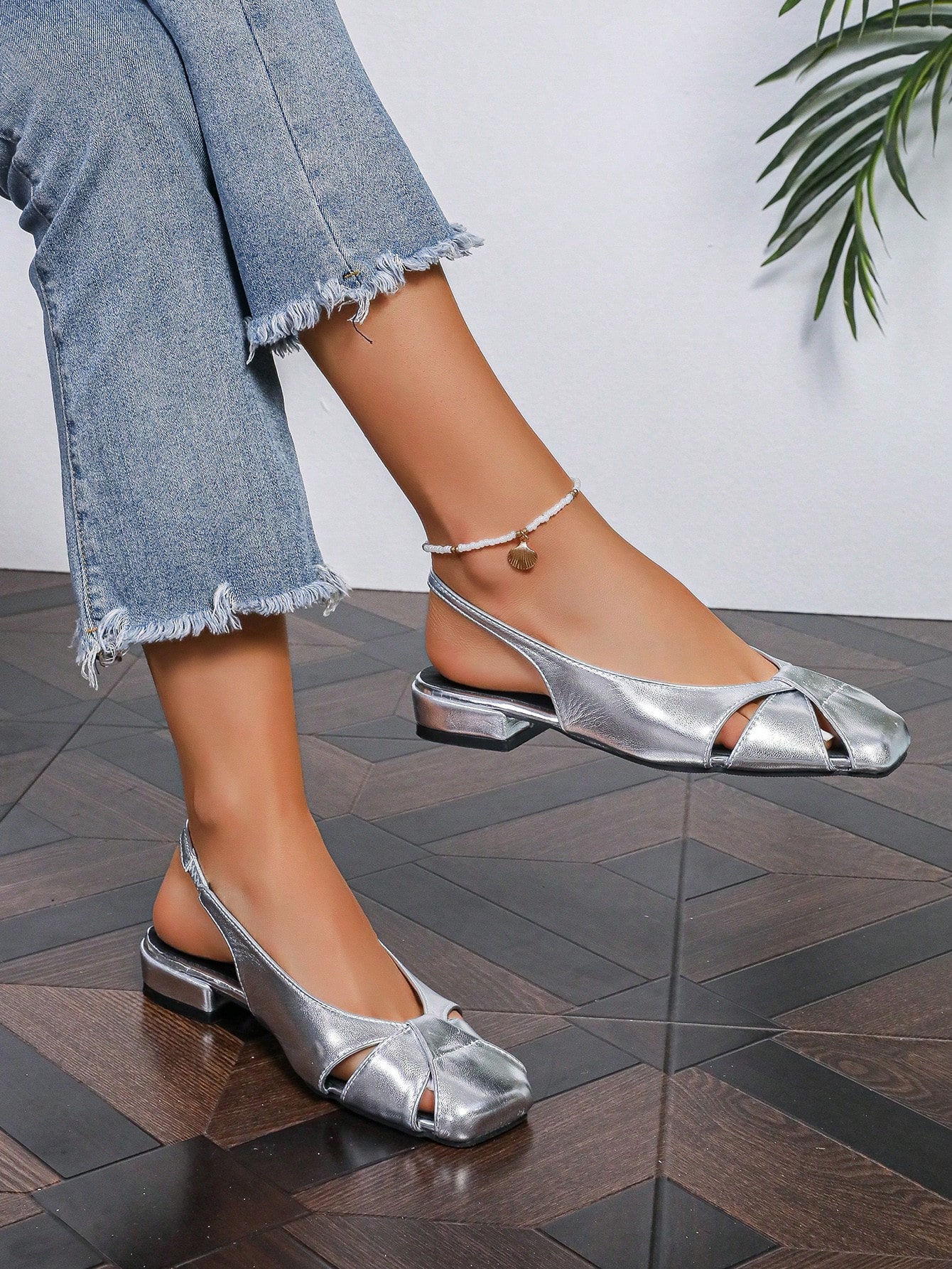 In Silver Women Flats