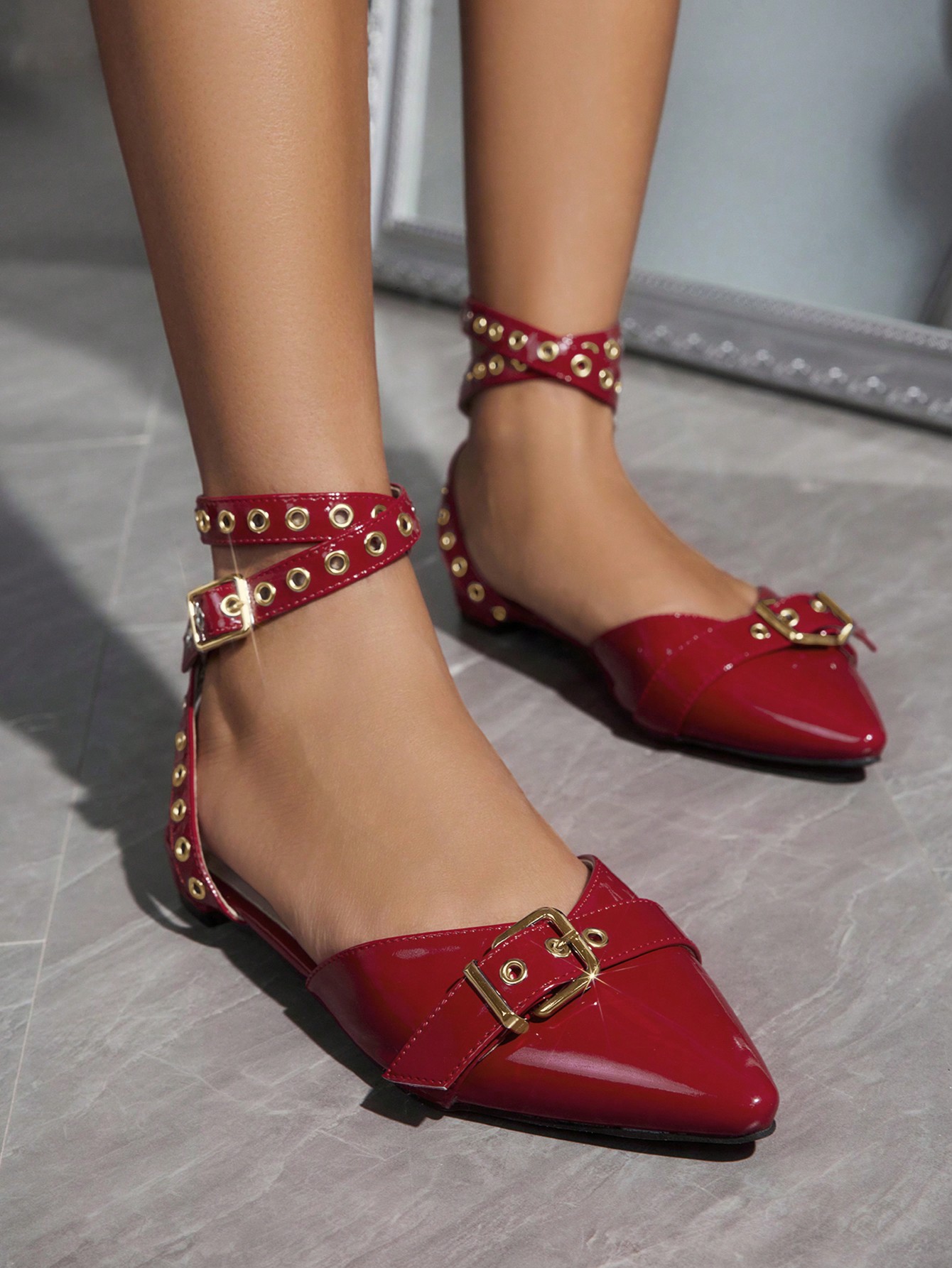 In Burgundy Women Flats