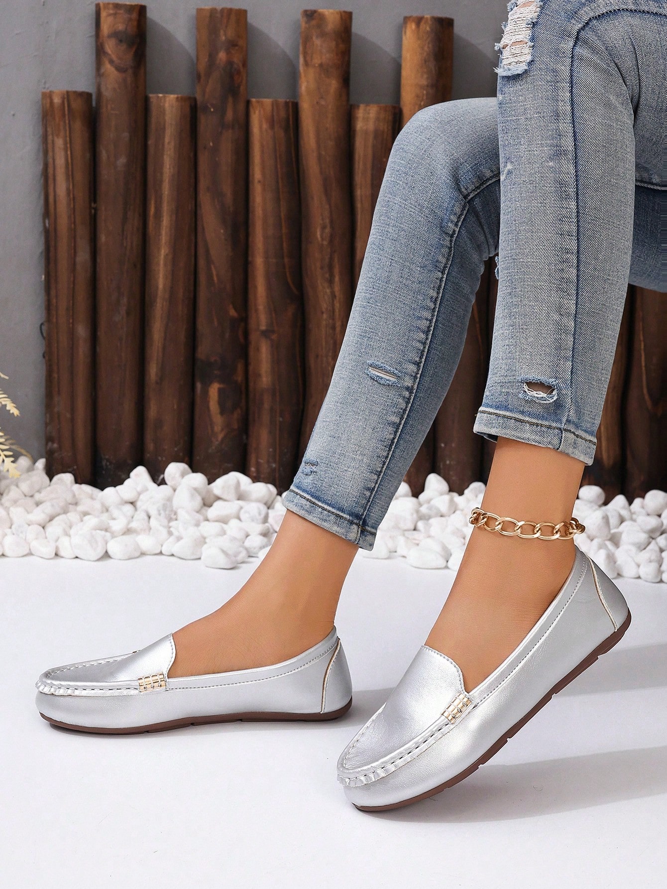 In Silver Women Flats