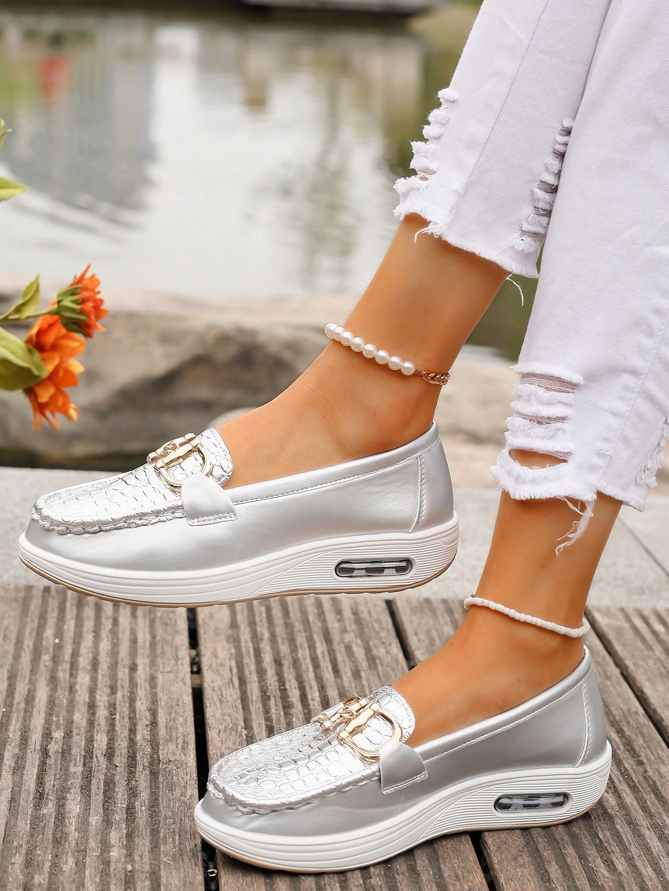 In Silver Women Flats