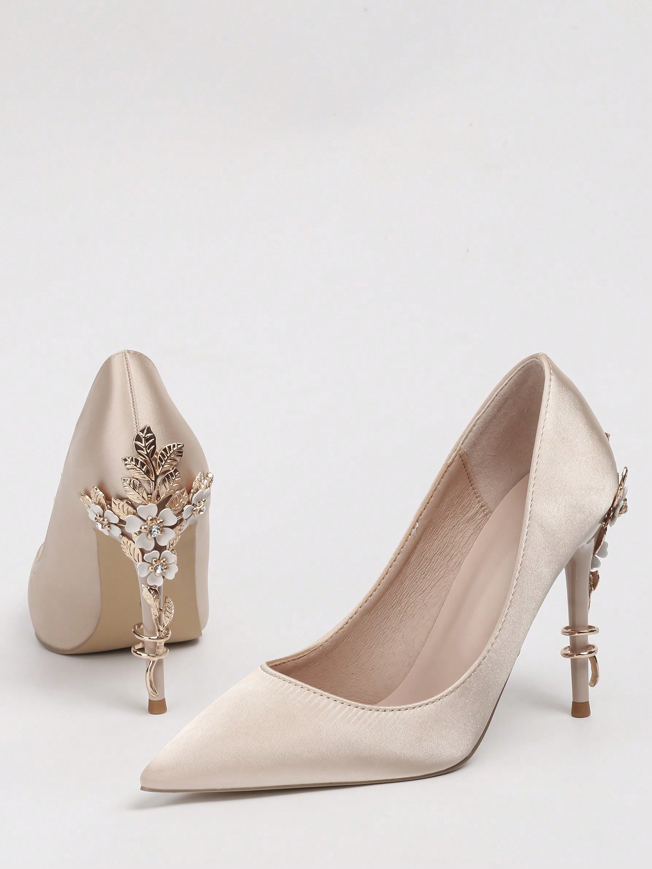 In Champagne Women Pumps