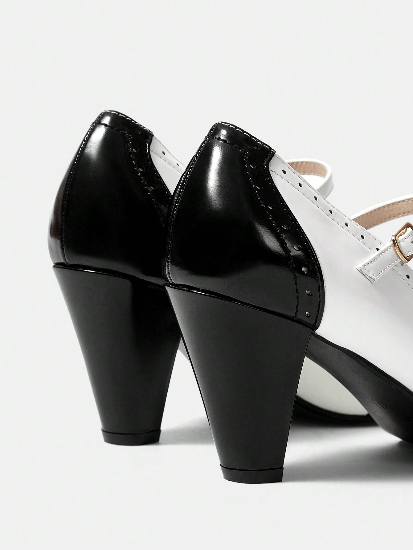 In Black and White Women Pumps