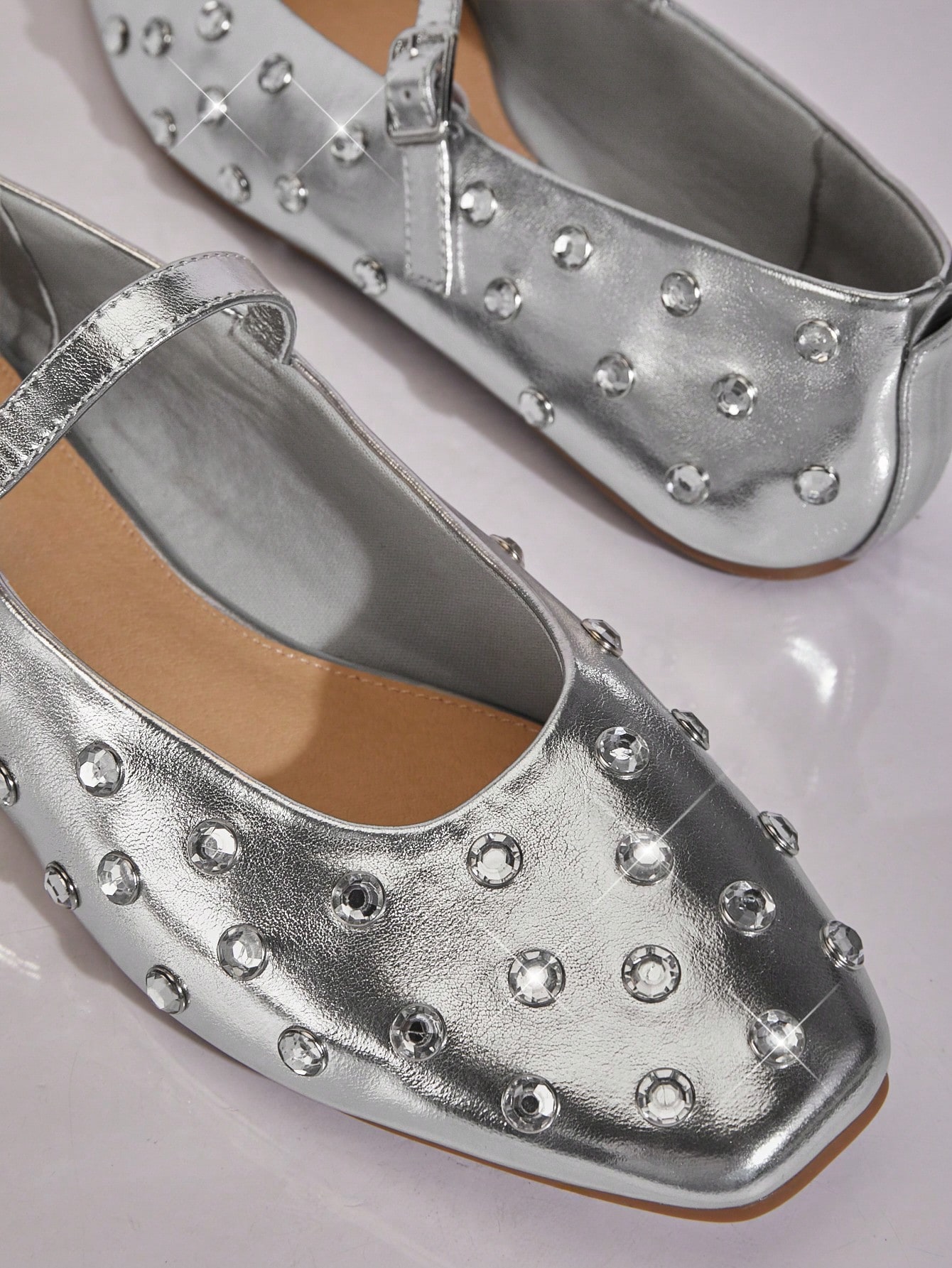 In Silver Women Flats