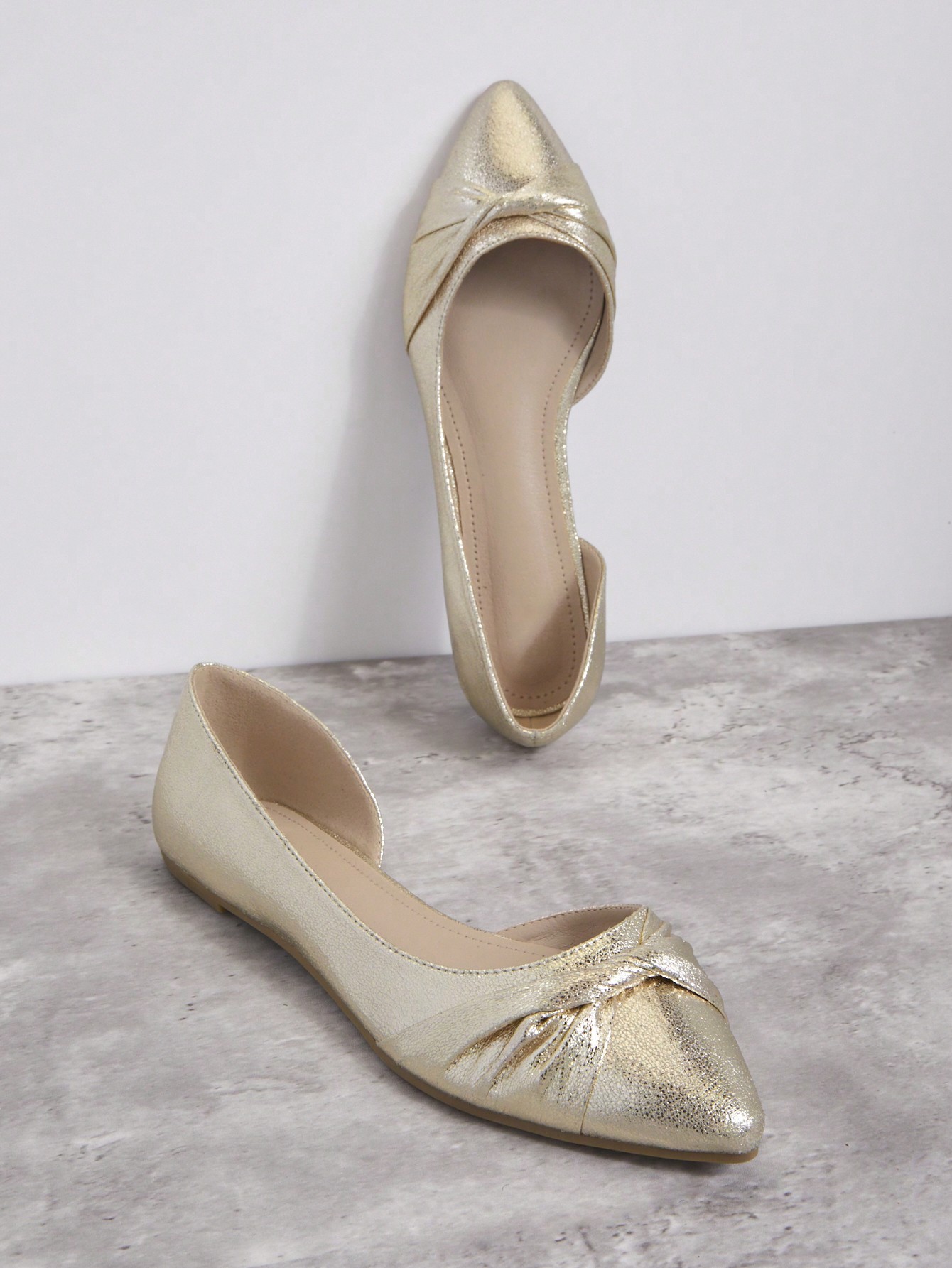 In Champagne Women Flats