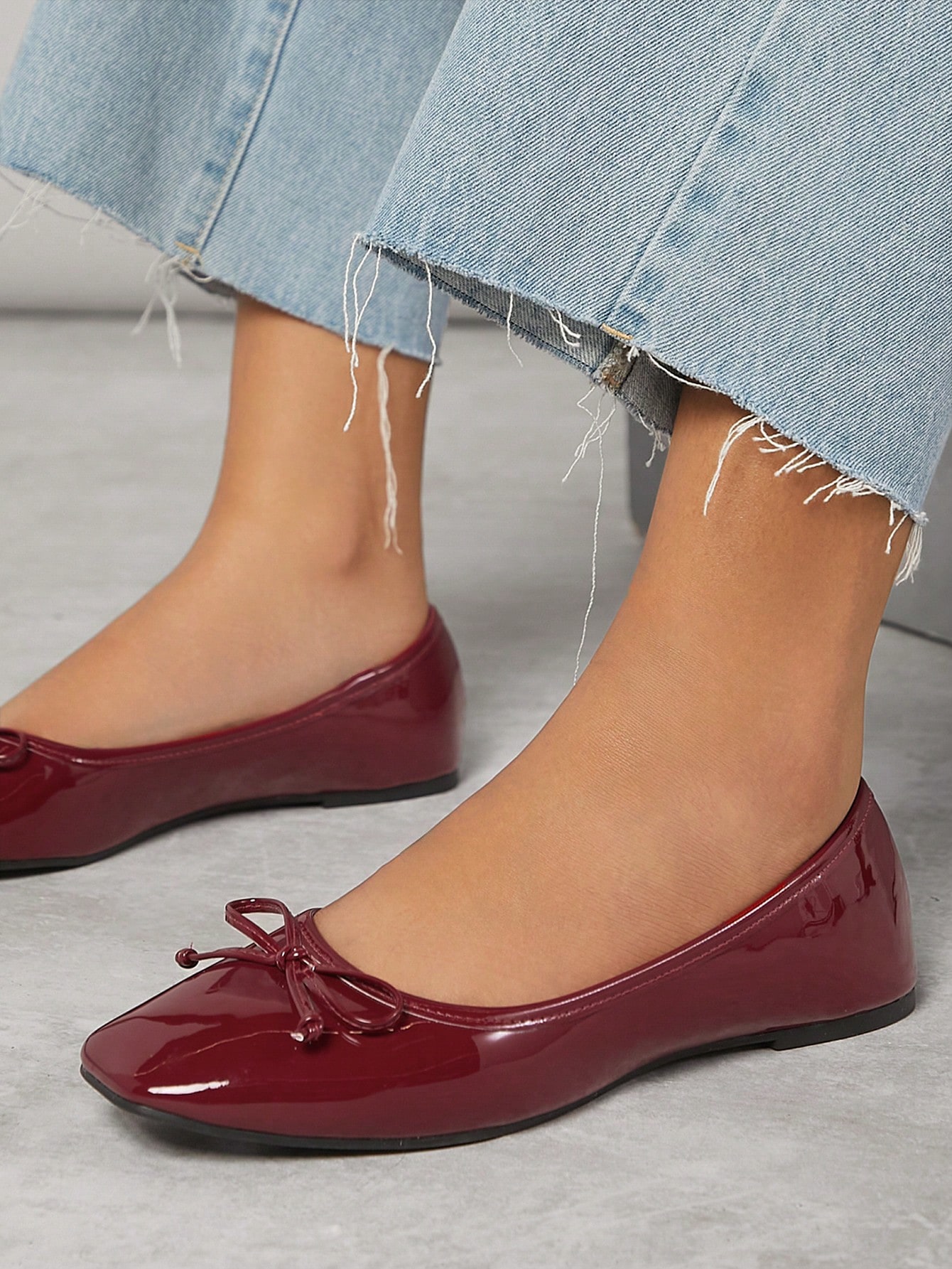 In Burgundy Women Shoes