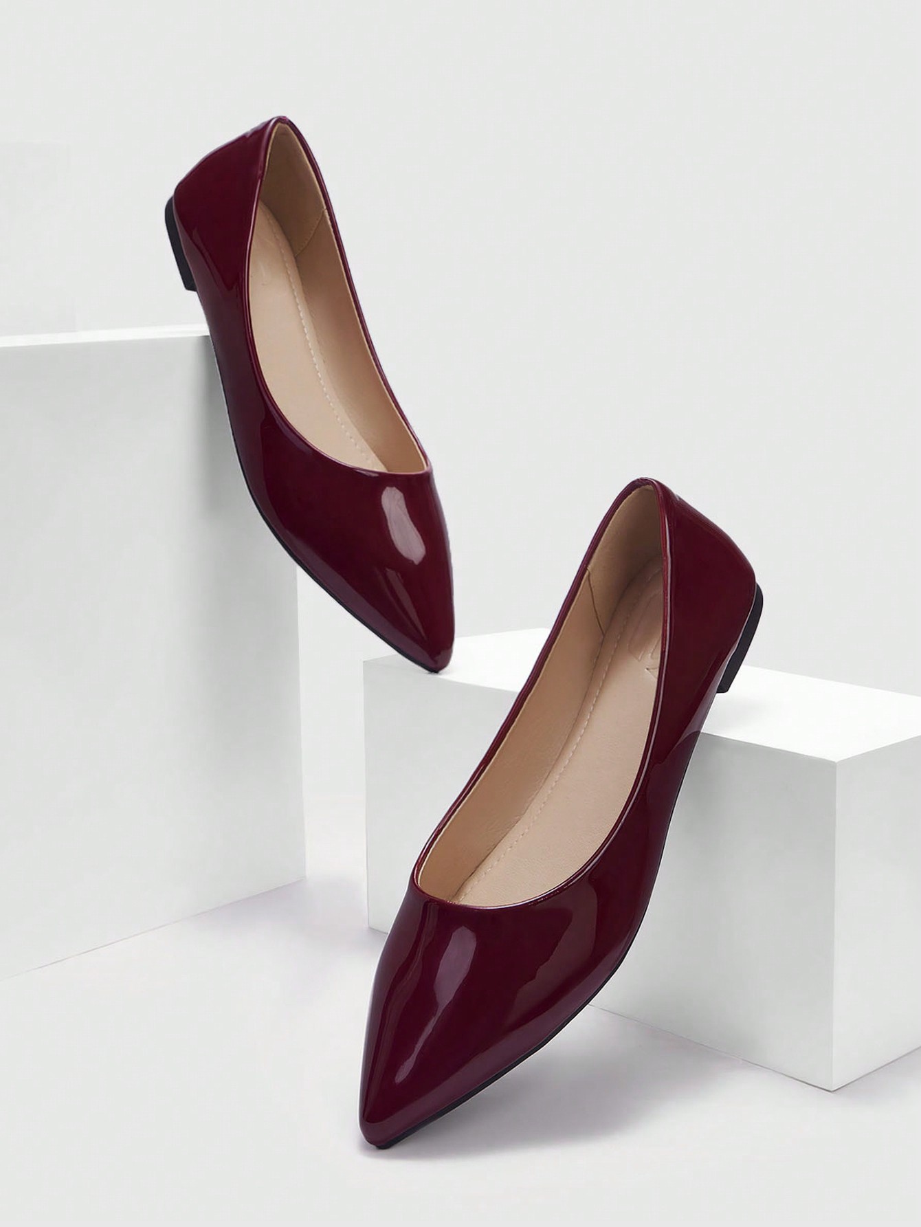 In Burgundy Women Flats