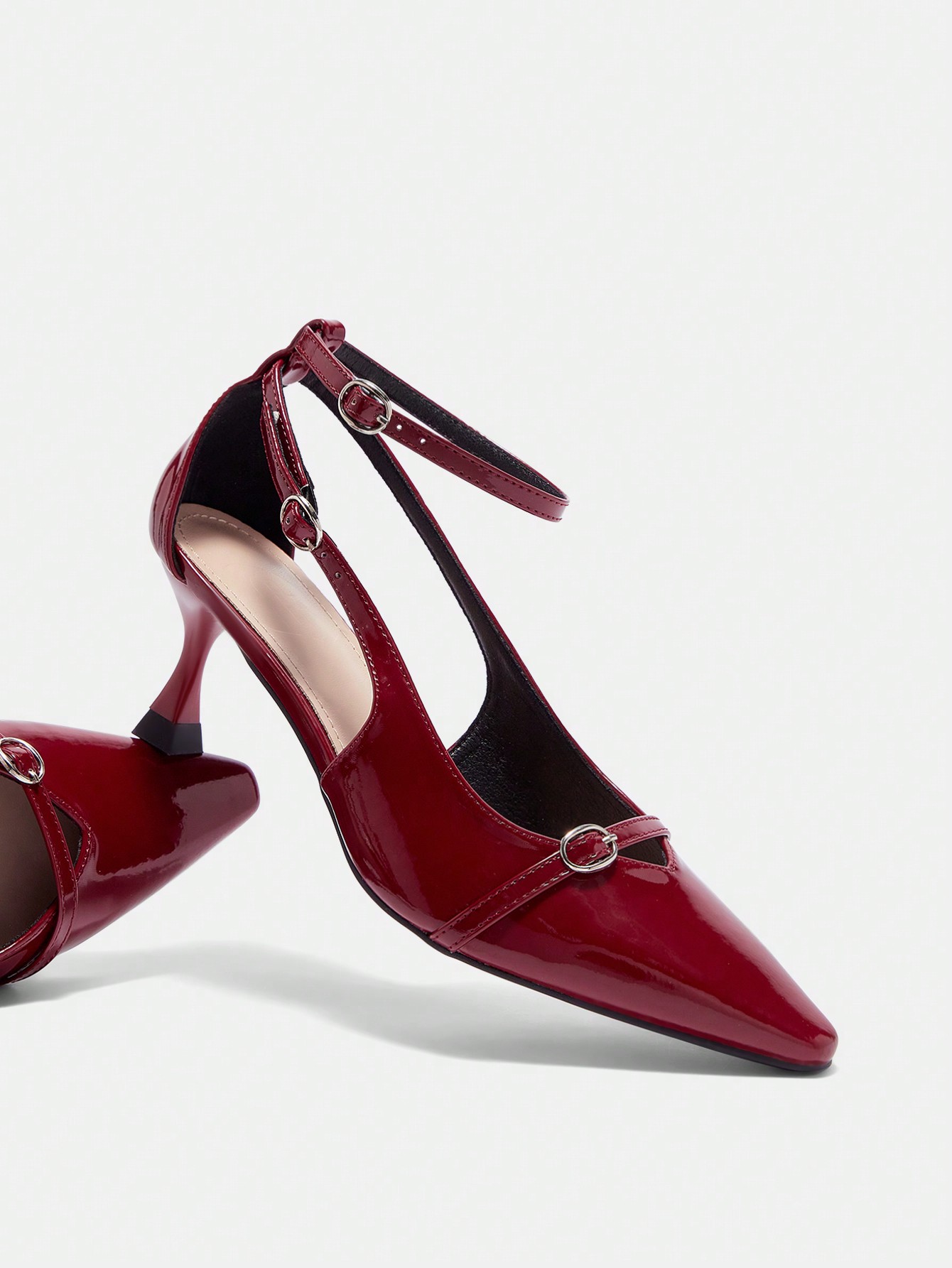 In Burgundy Women Pumps