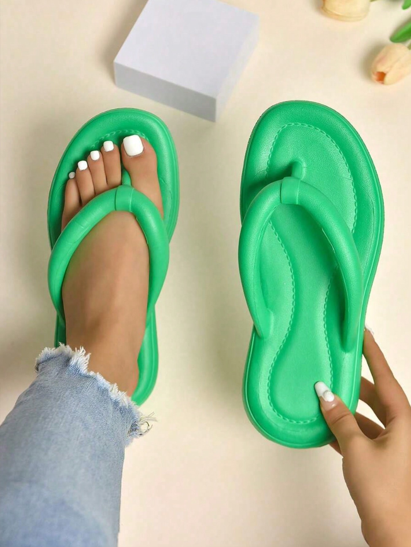 In Green Women Flat Sandals