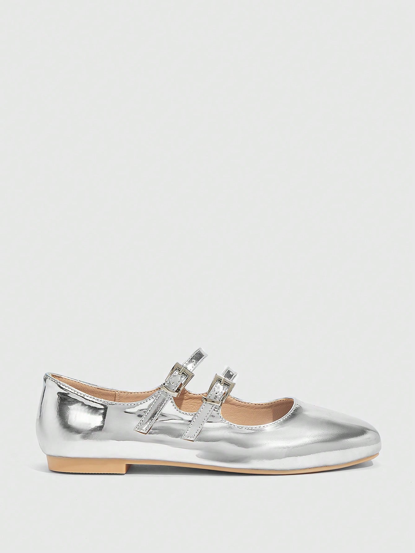 In Silver Women Flats