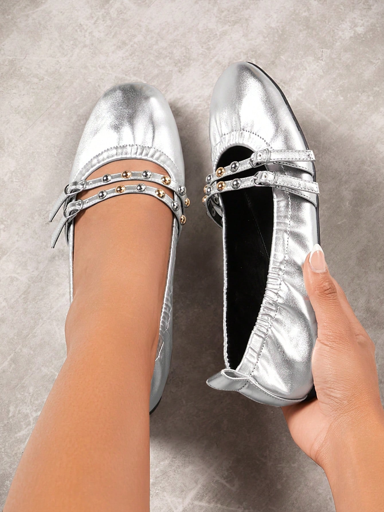 In Silver Women Flats