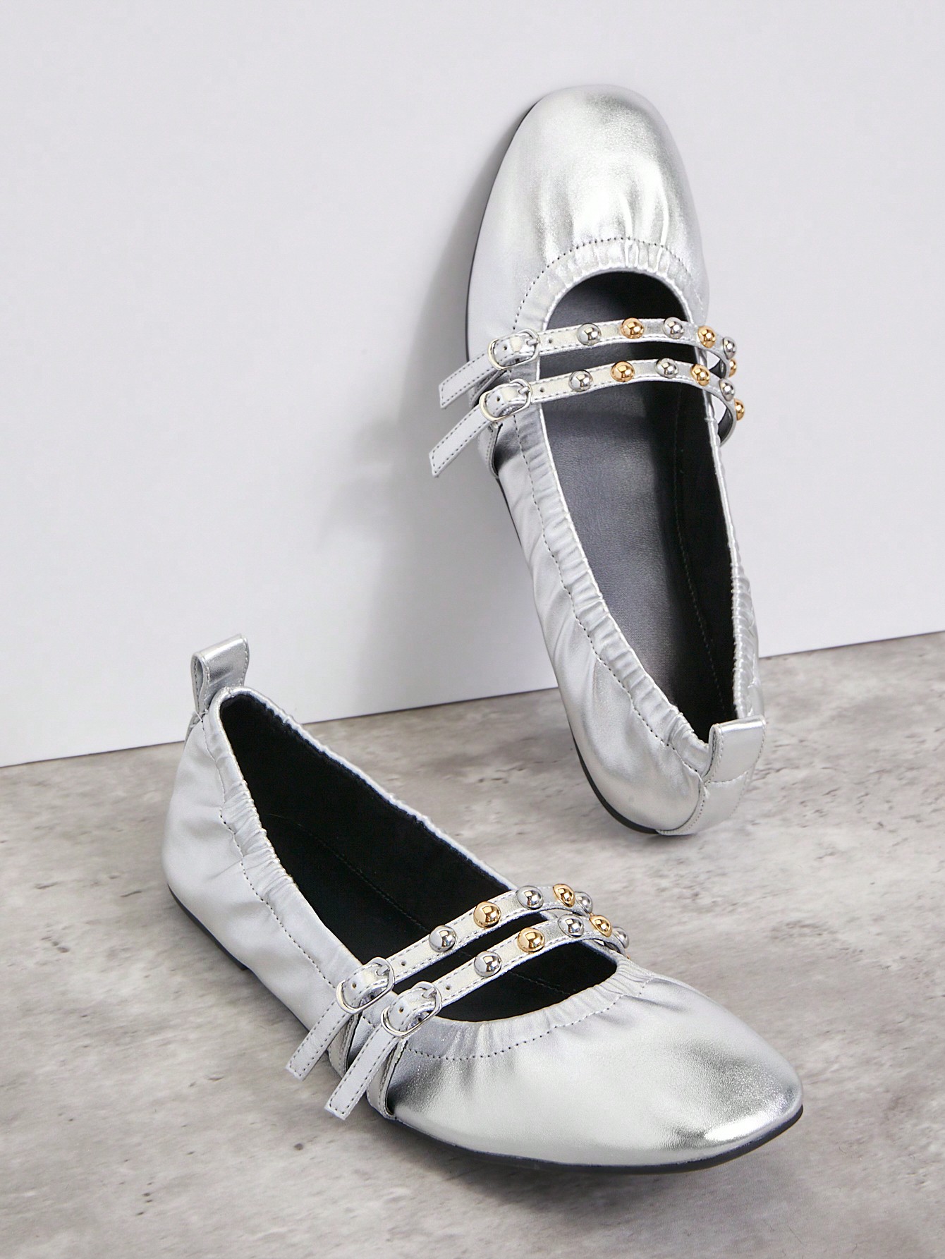 In Silver Women Flats