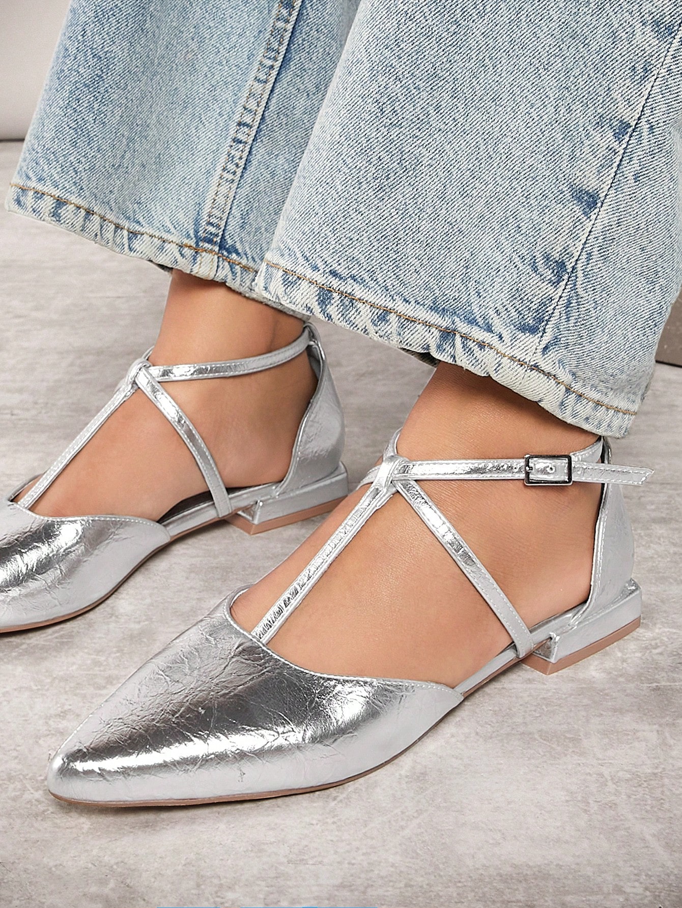 In Silver Women Flats