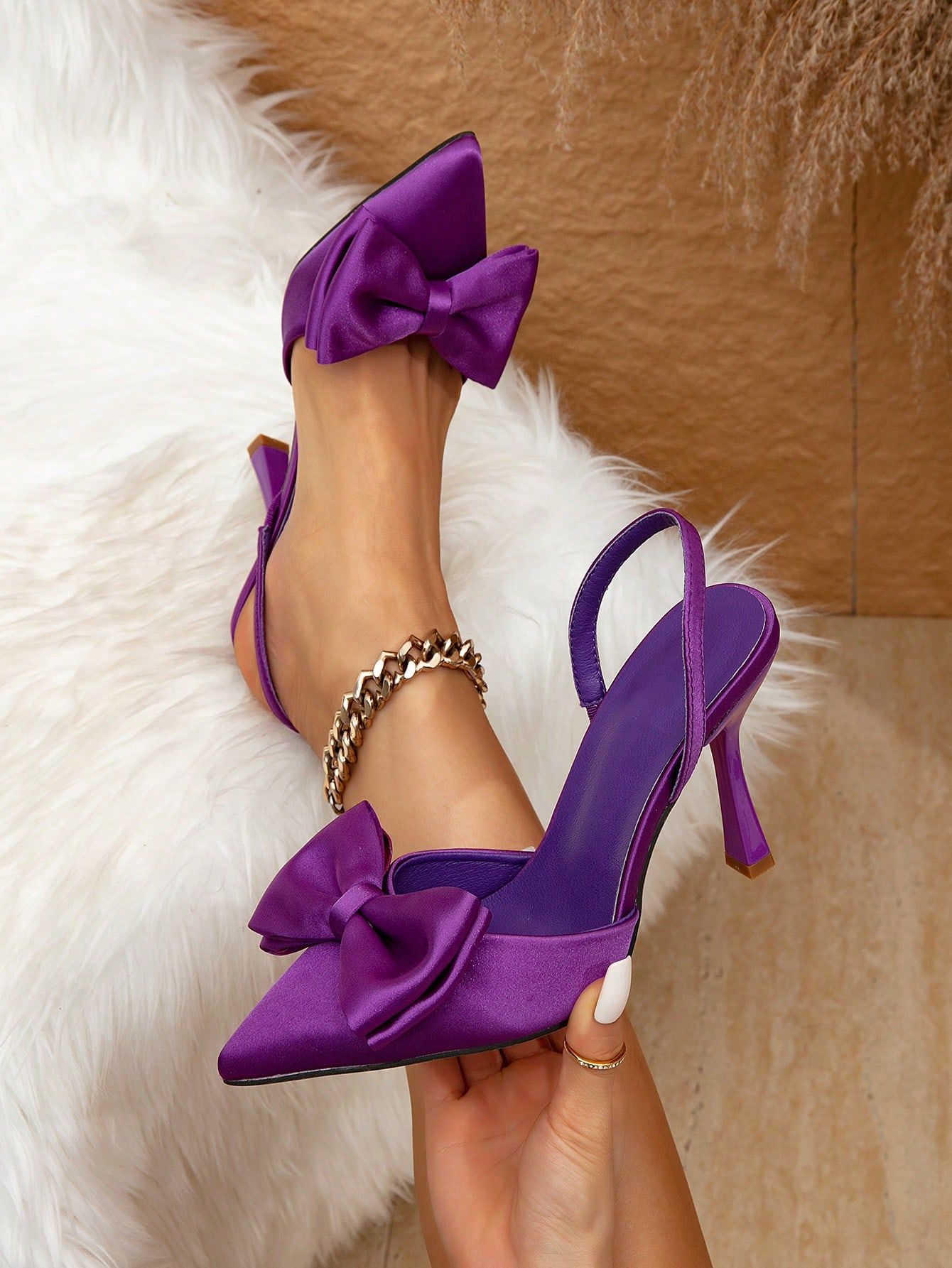 In Purple Women Pumps