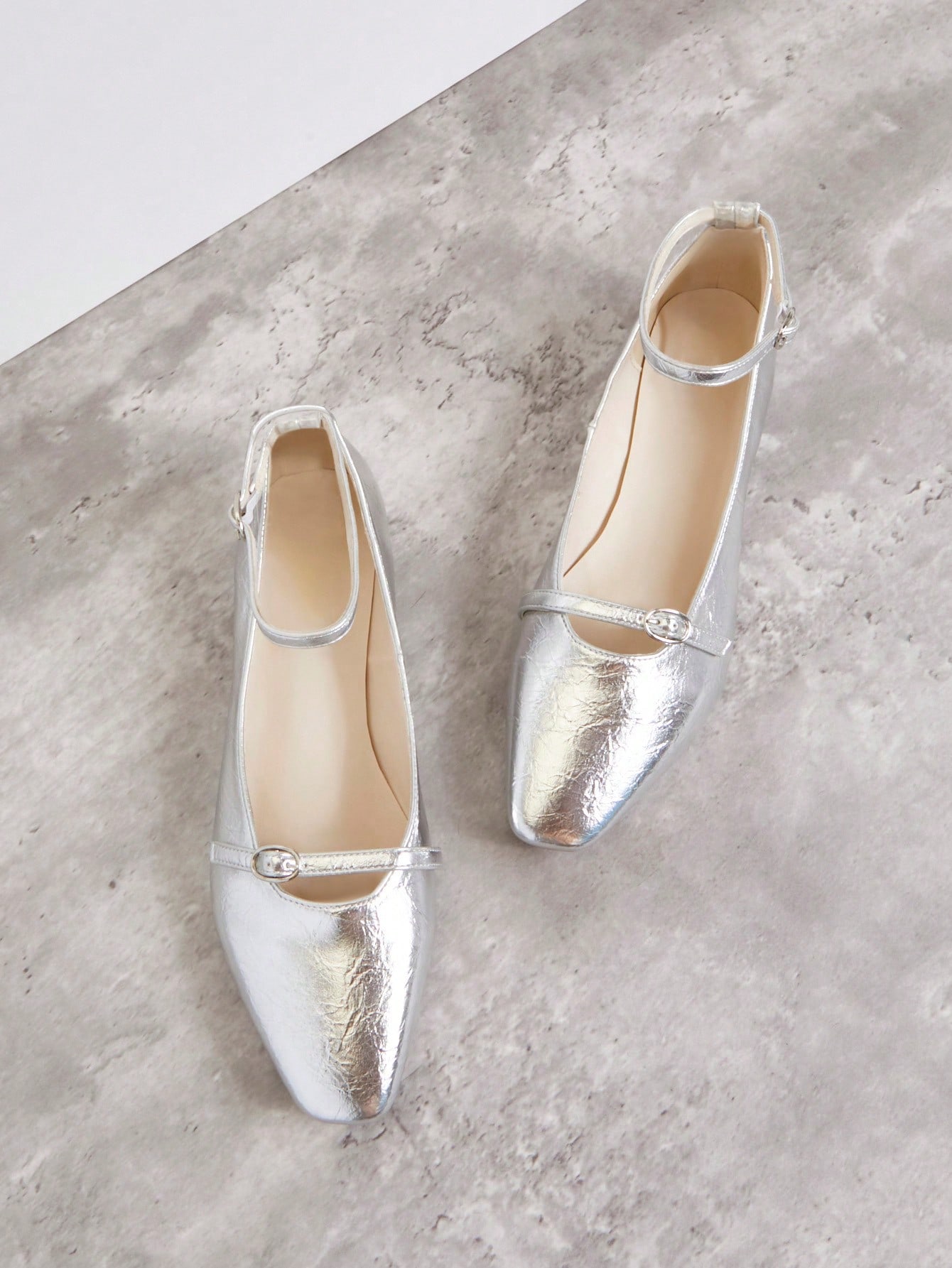 In Silver Women Flats