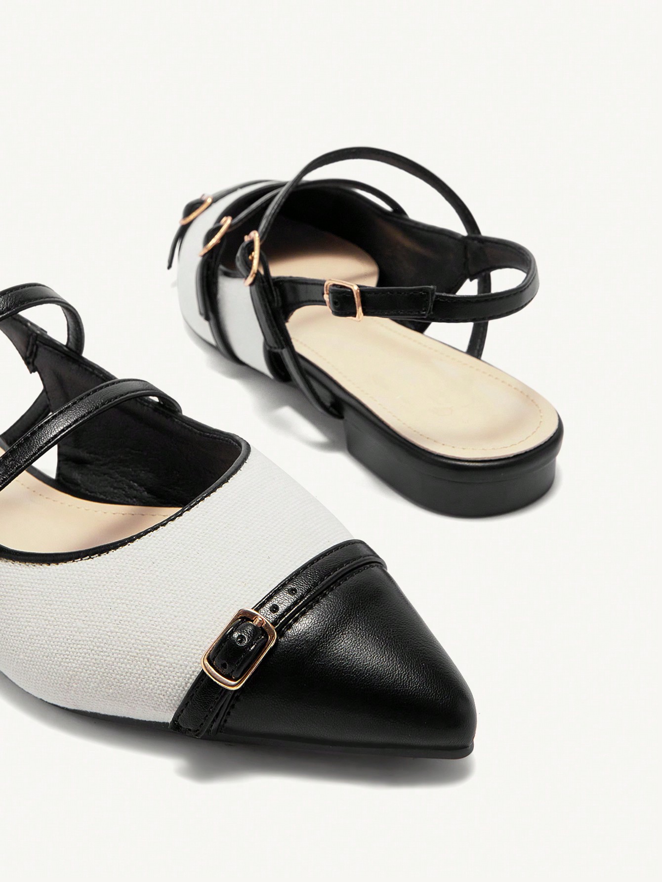 In Black and White Women Flats