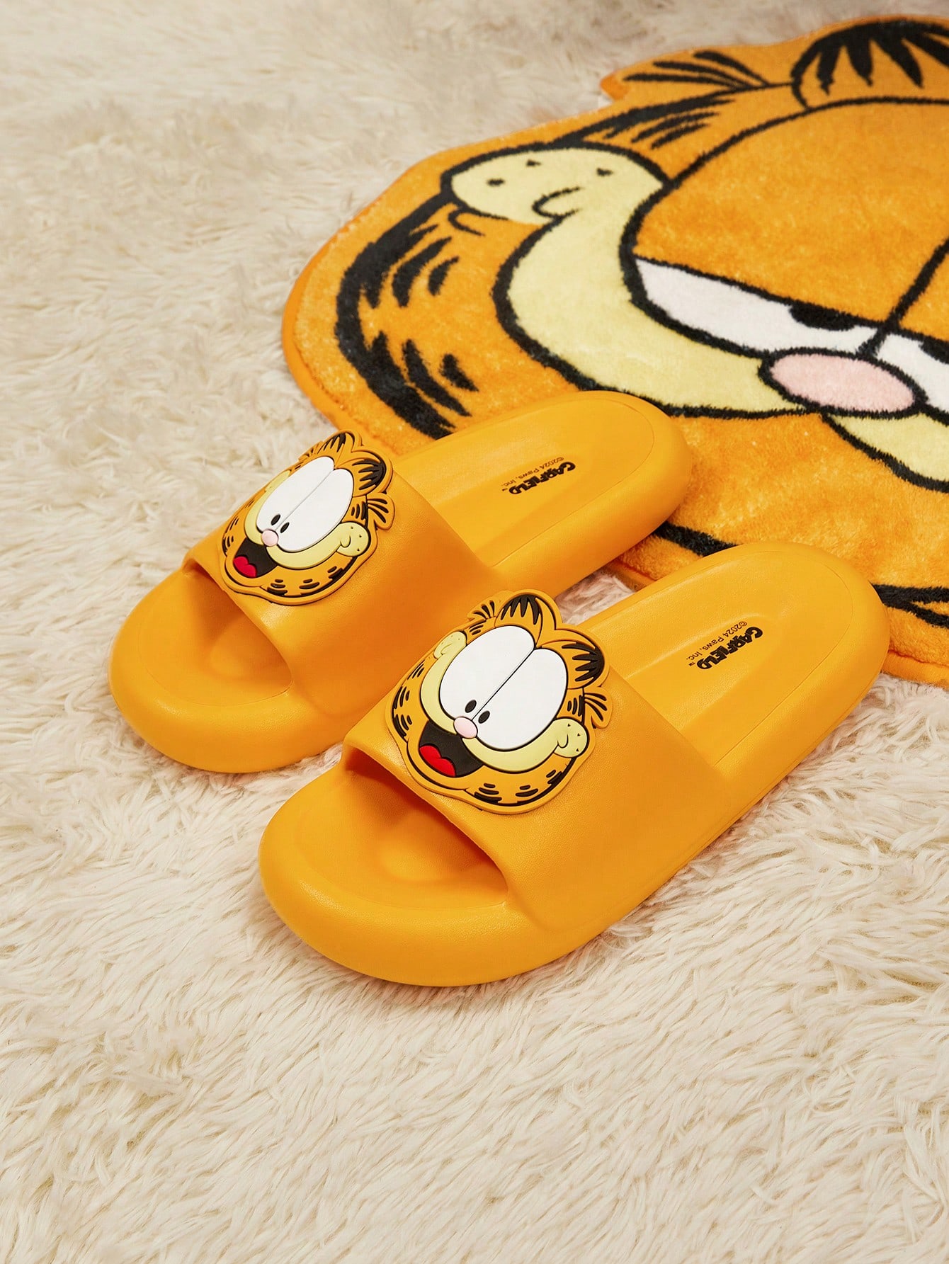 In Yellow Women Slippers