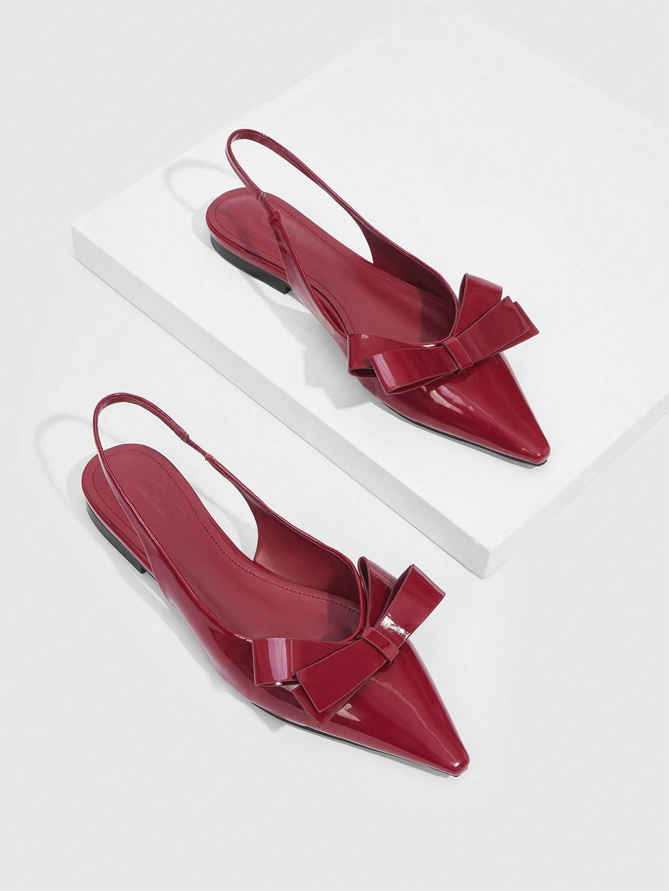 In Burgundy Women Flats