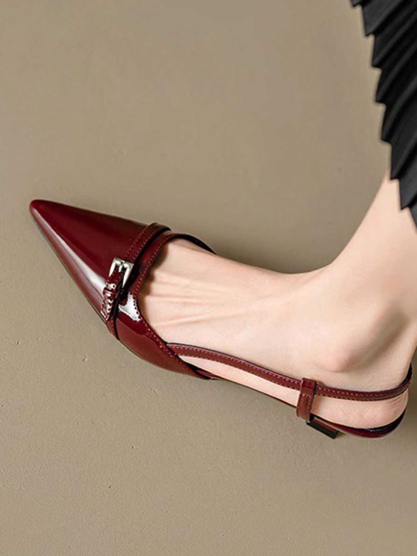 In Burgundy Women Pumps