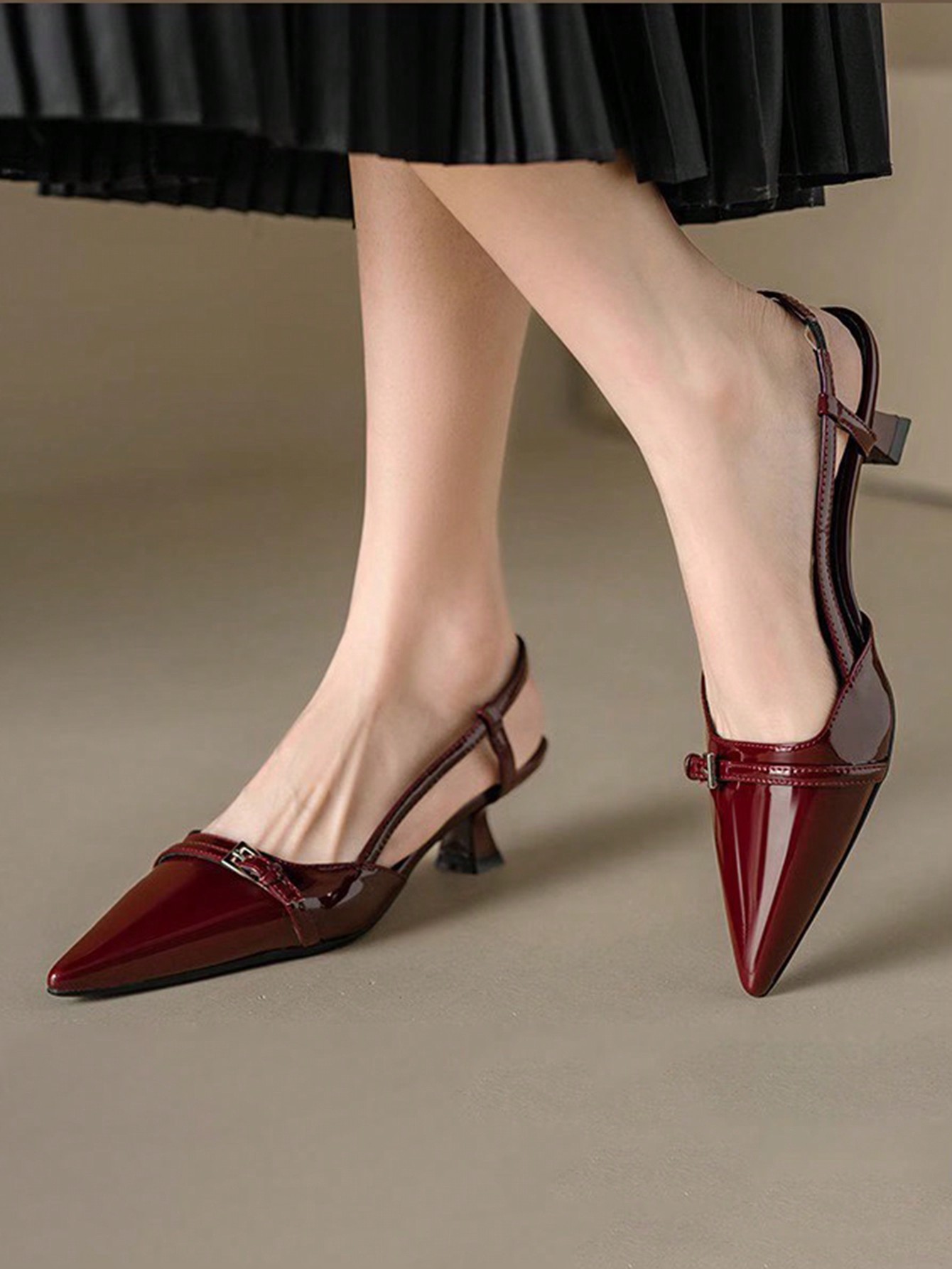 In Burgundy Women Pumps