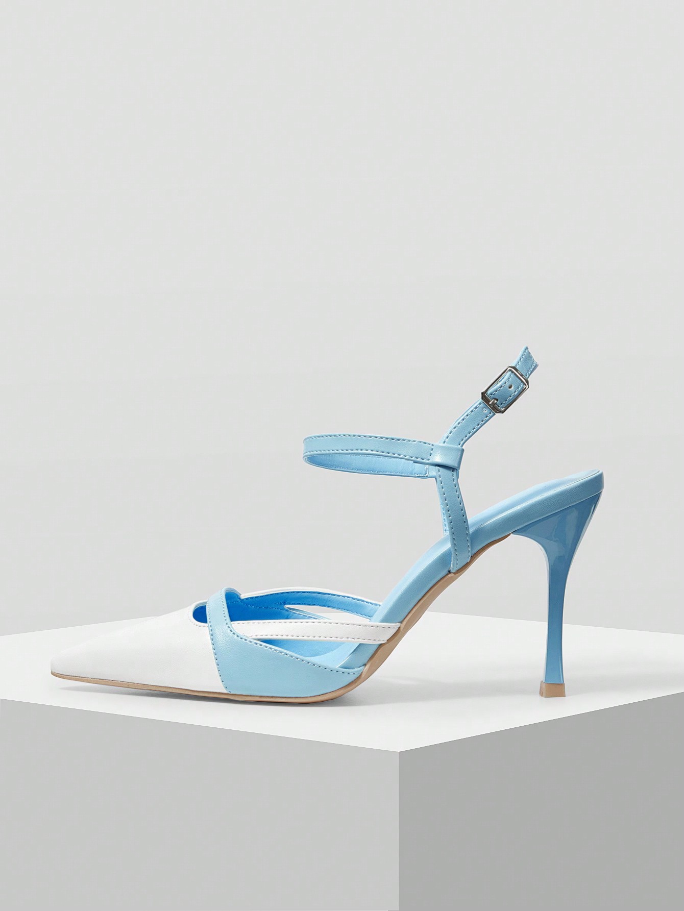 In Blue Women Pumps