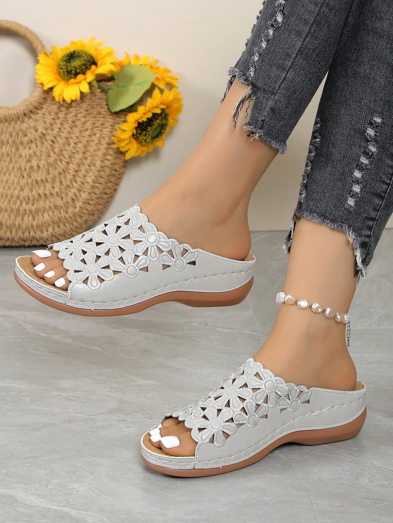 In Light Grey Women Shoes