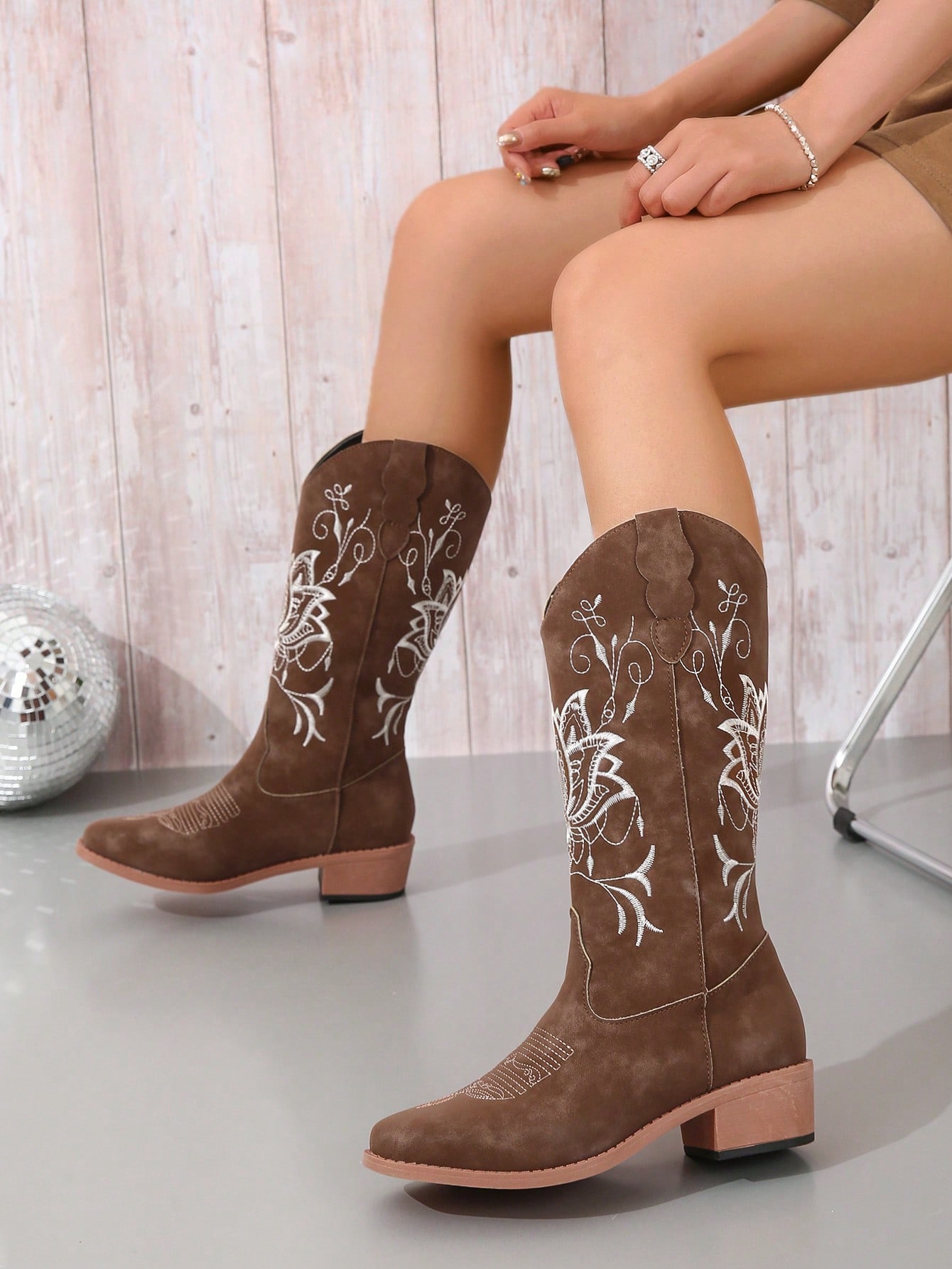 Women Mid-Calf Boots