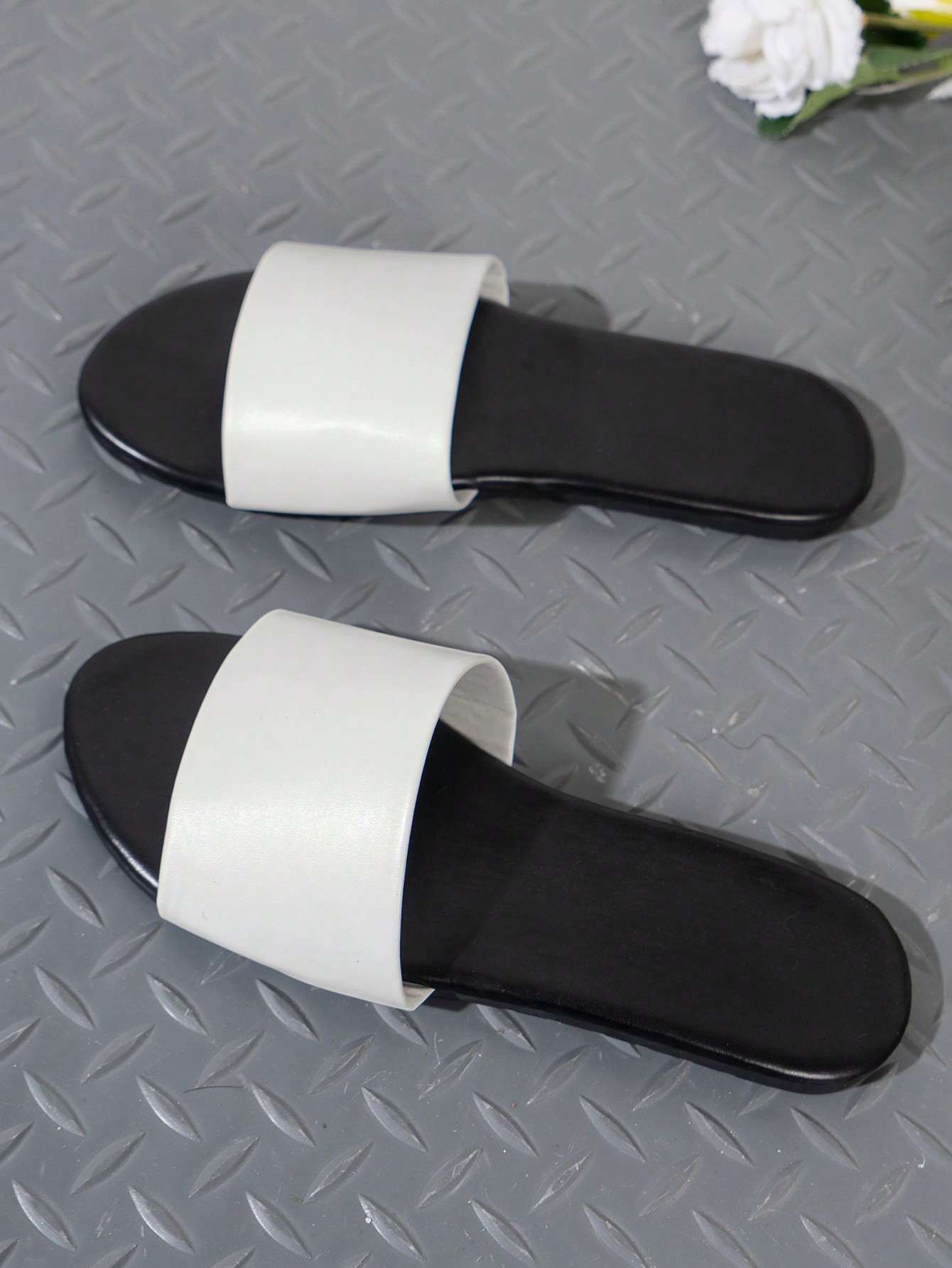 In Black and White Women Sandals