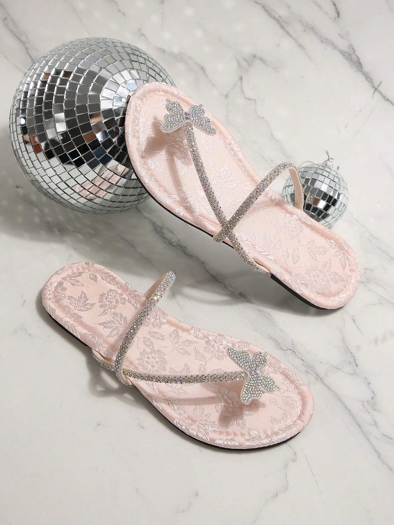 In Baby Pink Women Flat Sandals