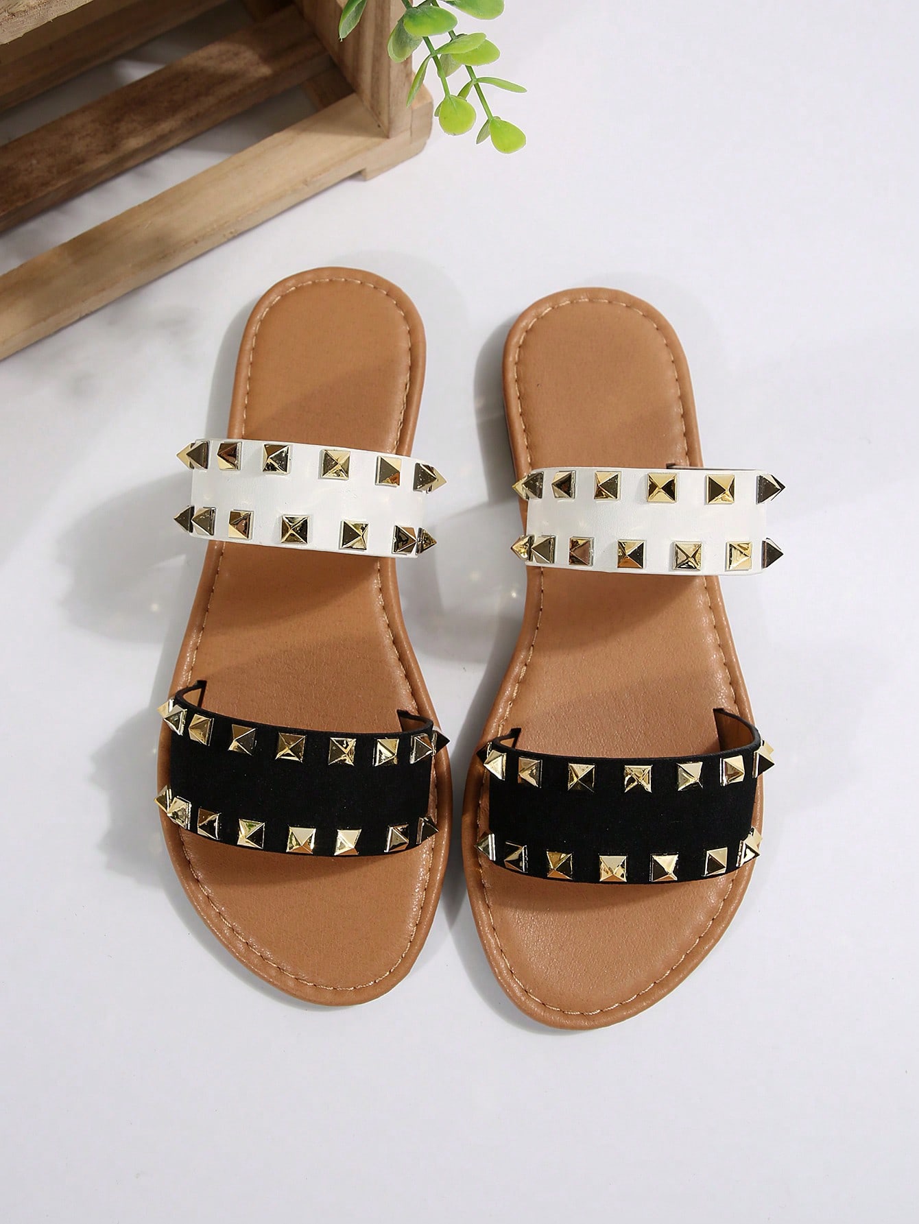 In Black and White Women Sandals