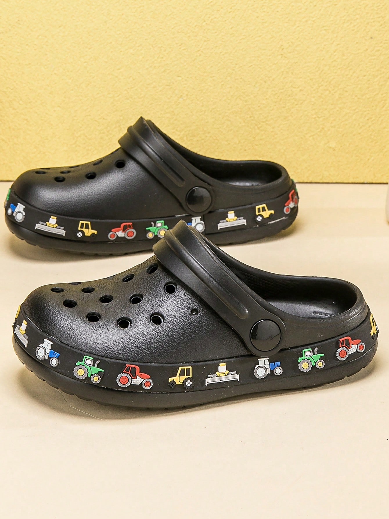 Kids Clogs