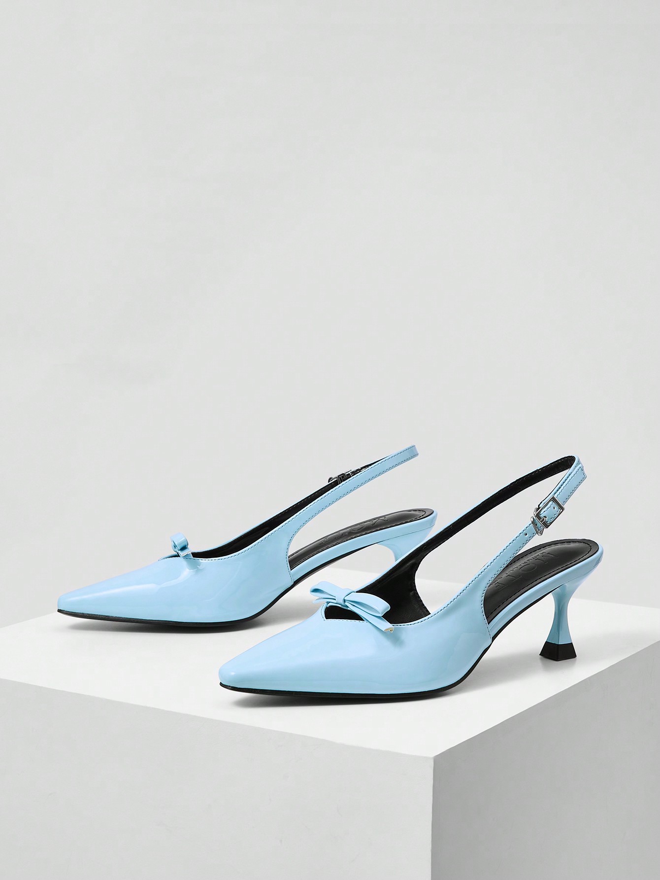 In Baby Blue Women Pumps