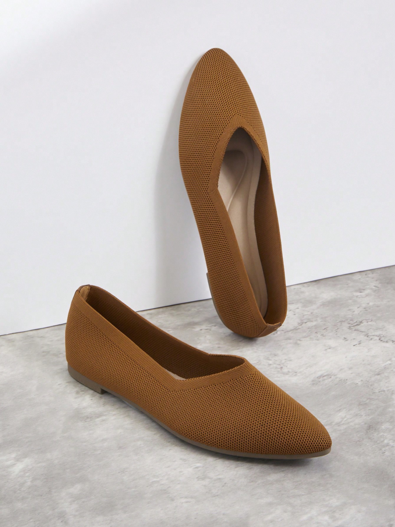 In Brown Women Flats