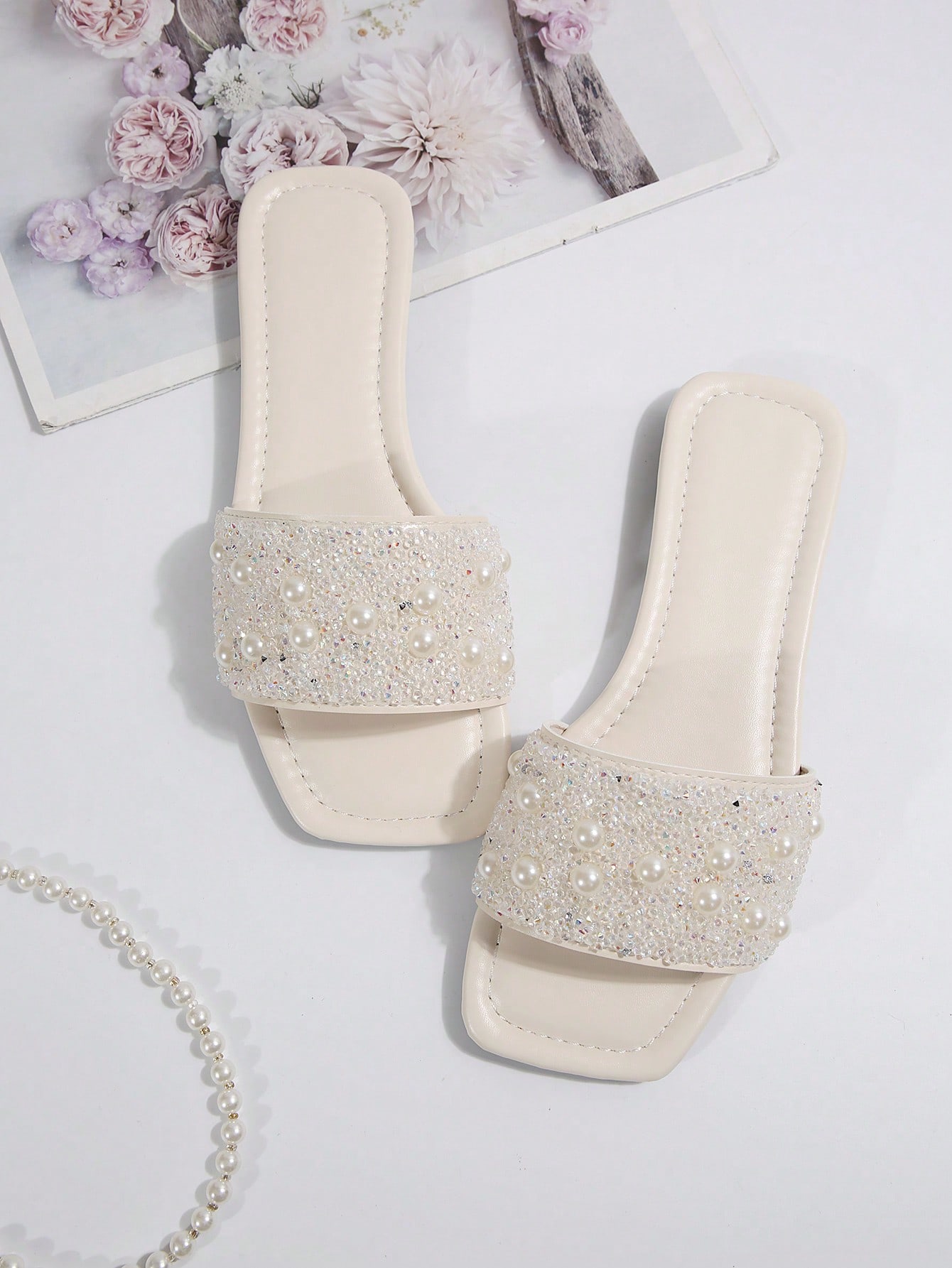 In White Women Flat Sandals