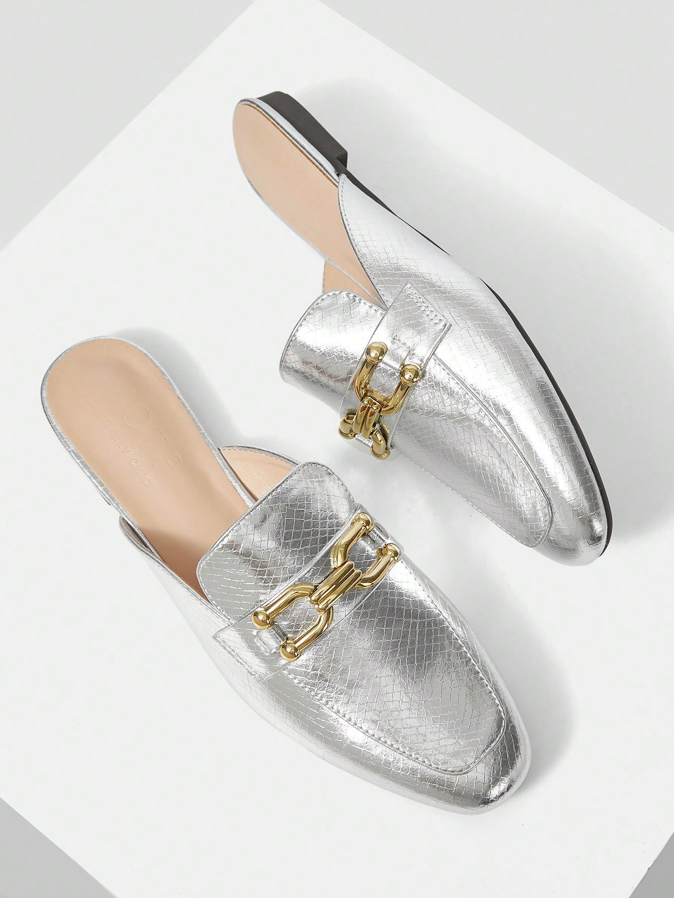 In Silver Women Flats