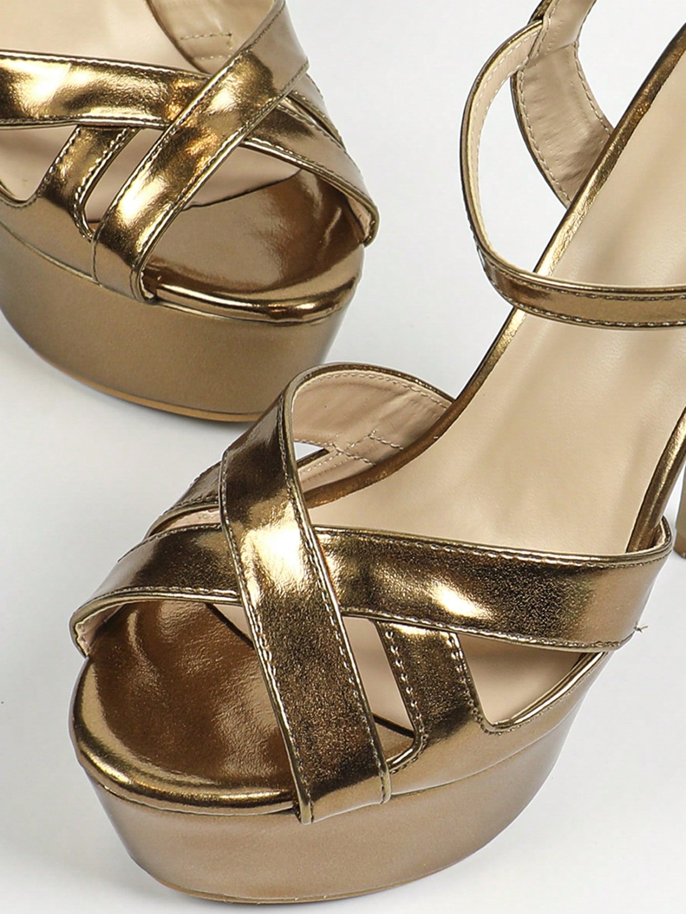 In Bronze Women Shoes