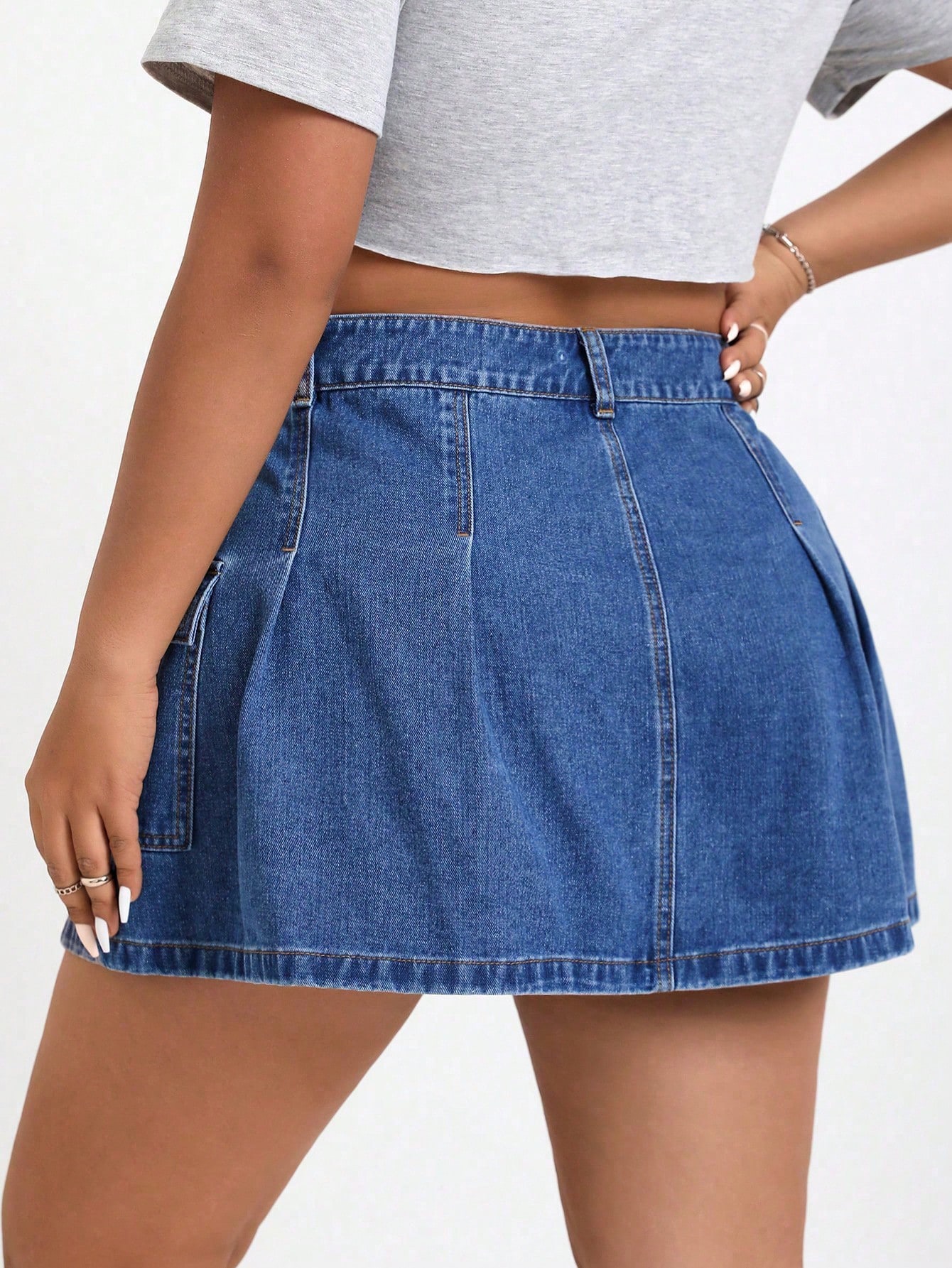 Plus Size Denim Skirts