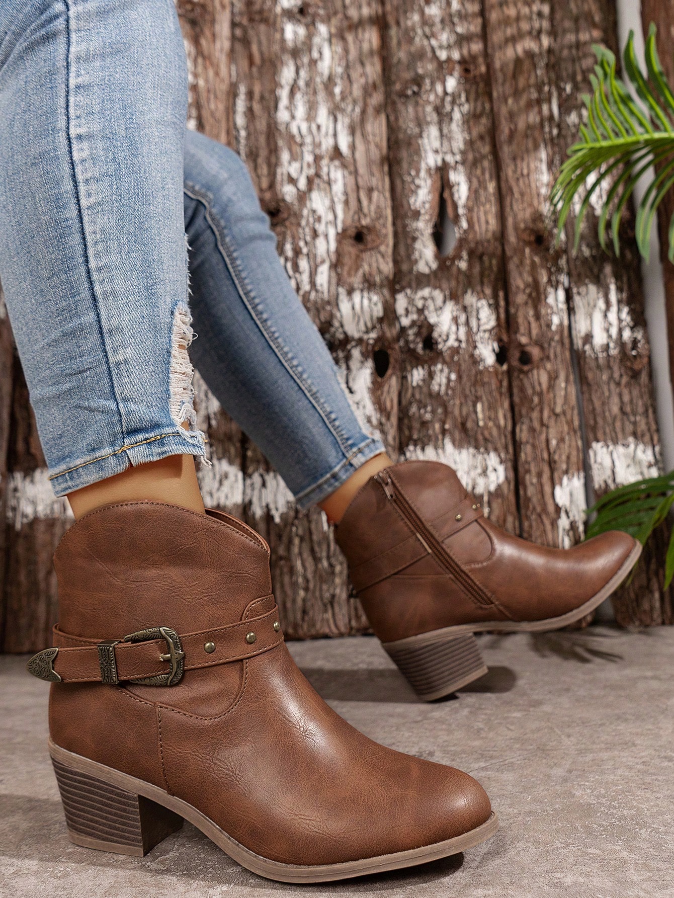 In Brown Women Ankle Boots & Booties