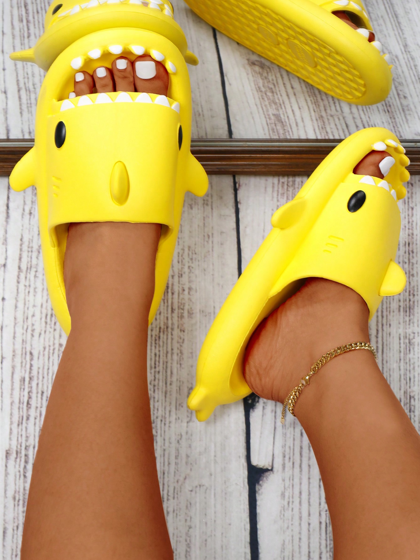 In Yellow Women Slippers