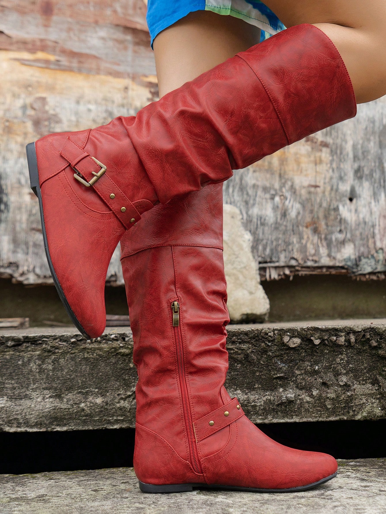 In Burgundy Women Fashion Boots