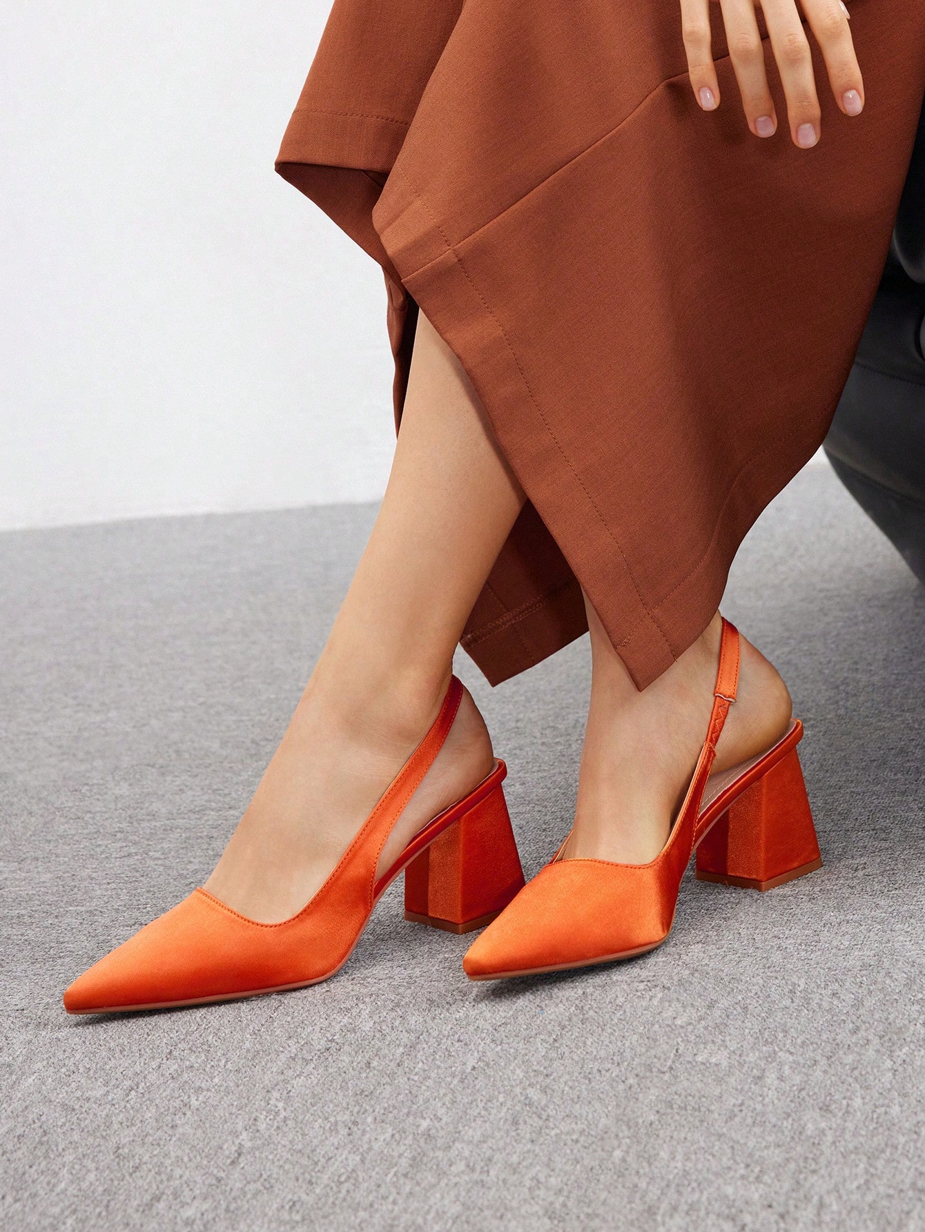 In Orange Women Pumps