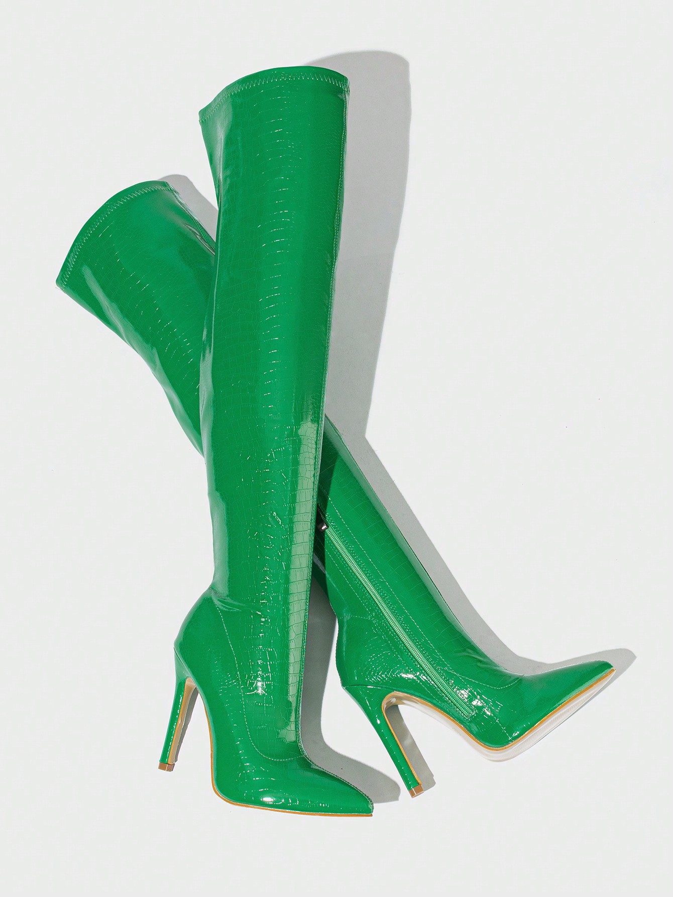 In Green Women Fashion Boots